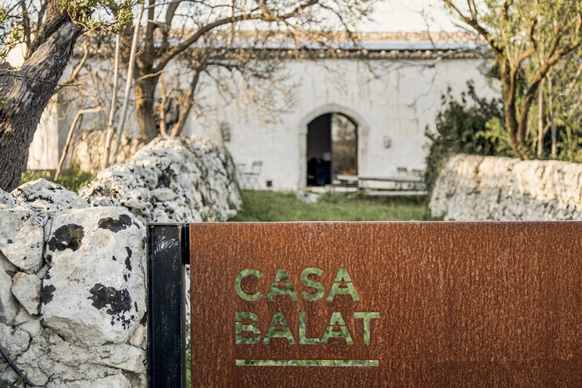 Property building in Casa Balat