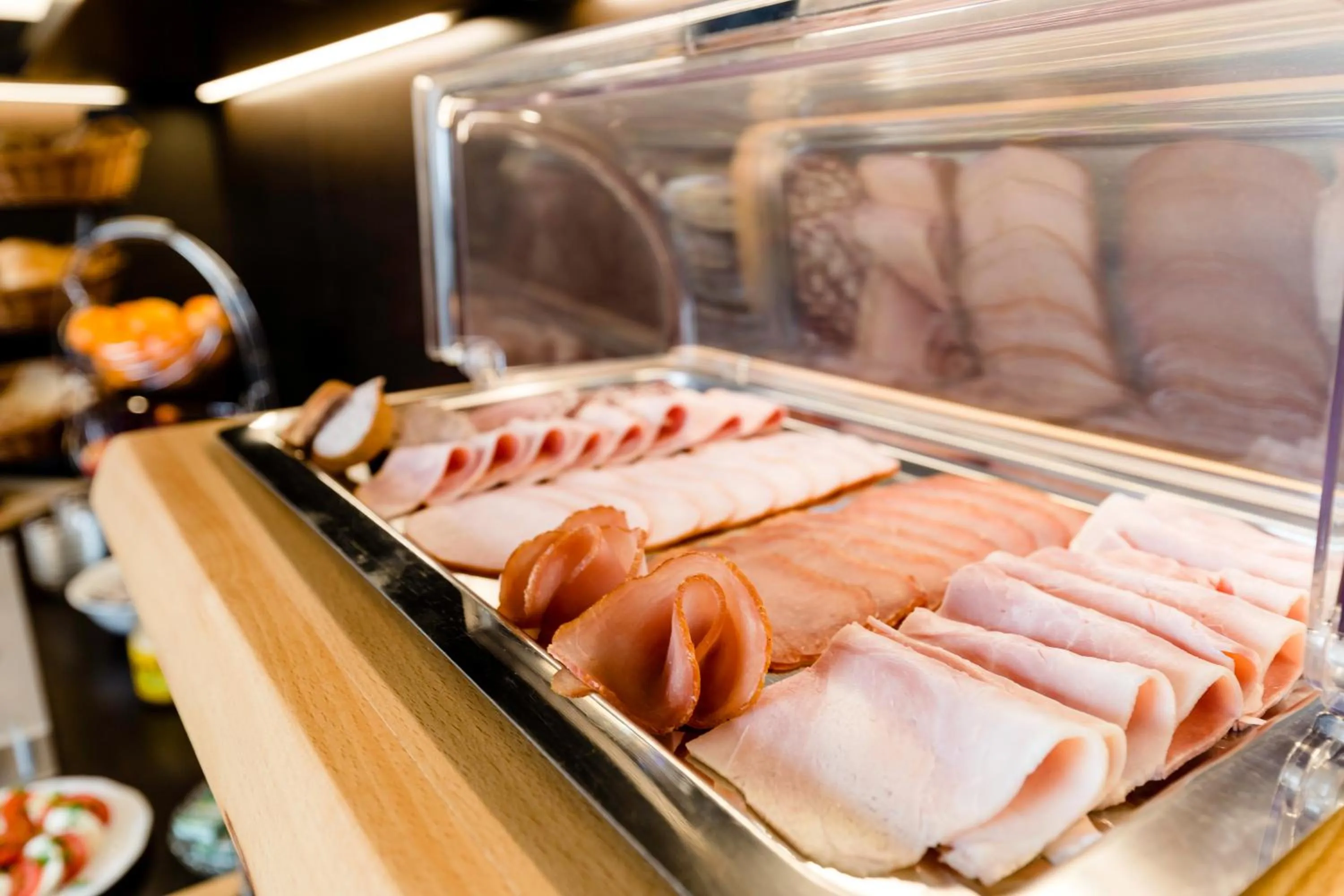 Breakfast in Hotel Restaurant Zwergschlösschen