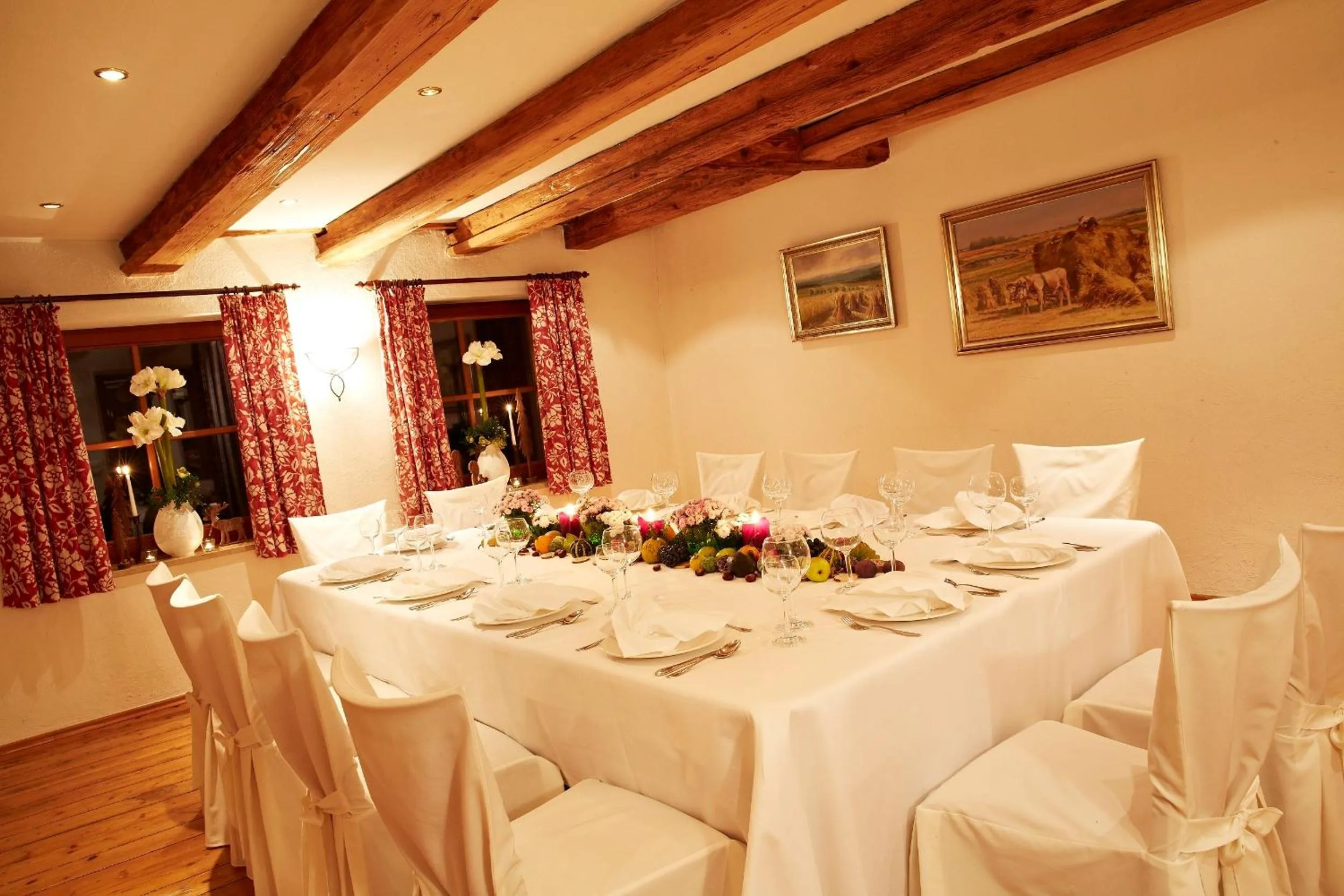 Restaurant/places to eat in Landhotel Sonne