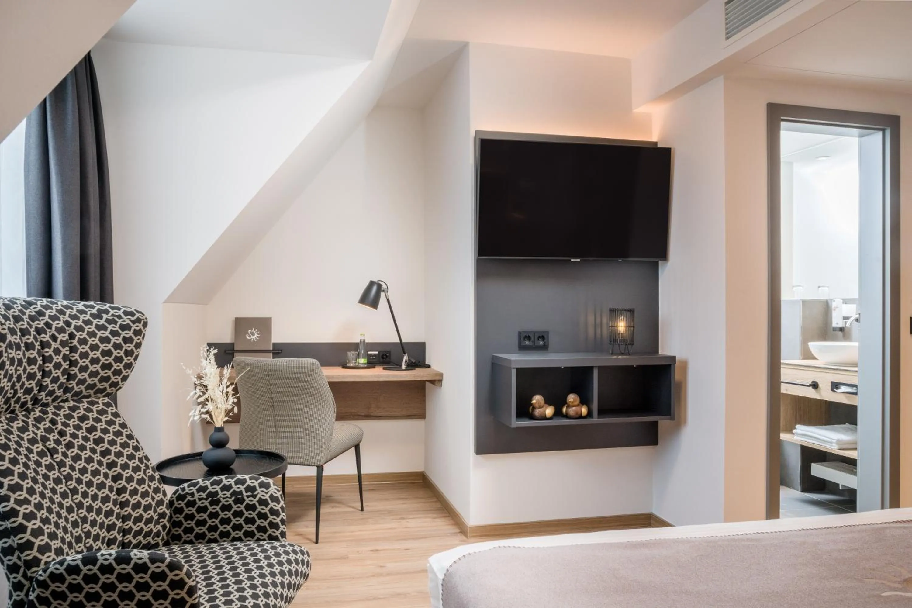 Photo of the whole room, Bed in Landhotel Sonne