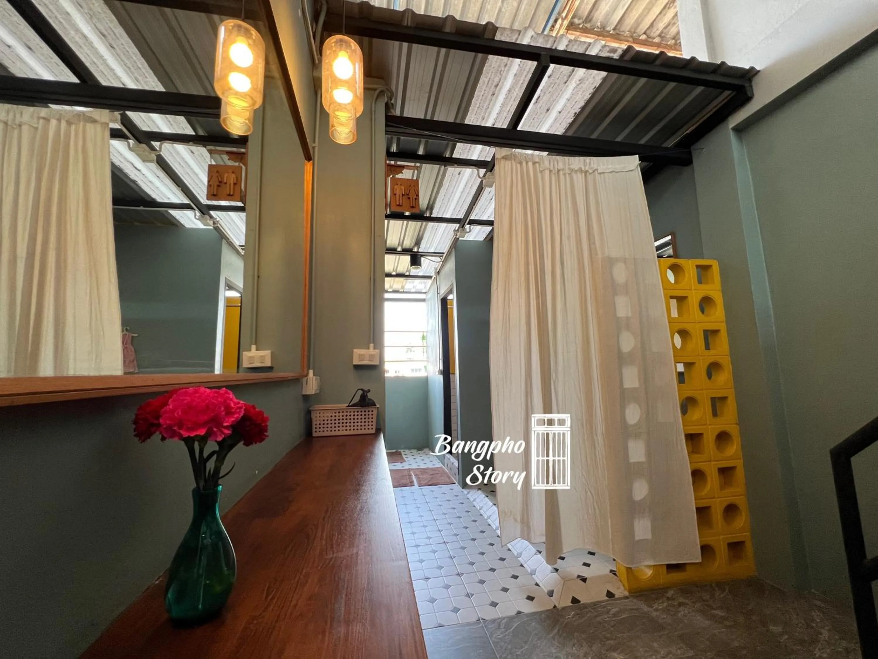 Bathroom in Bangpho Story