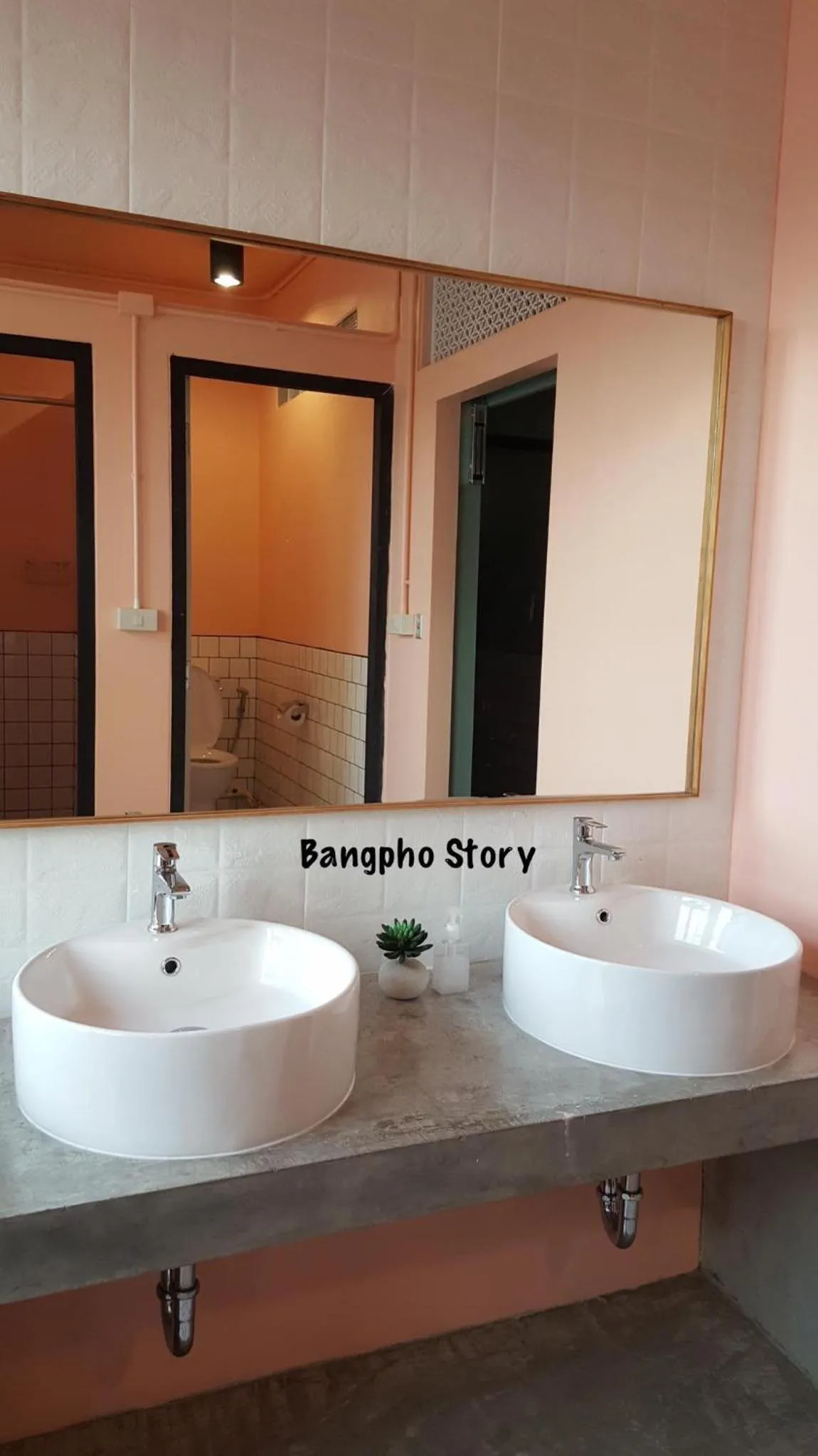 Bathroom in Bangpho Story