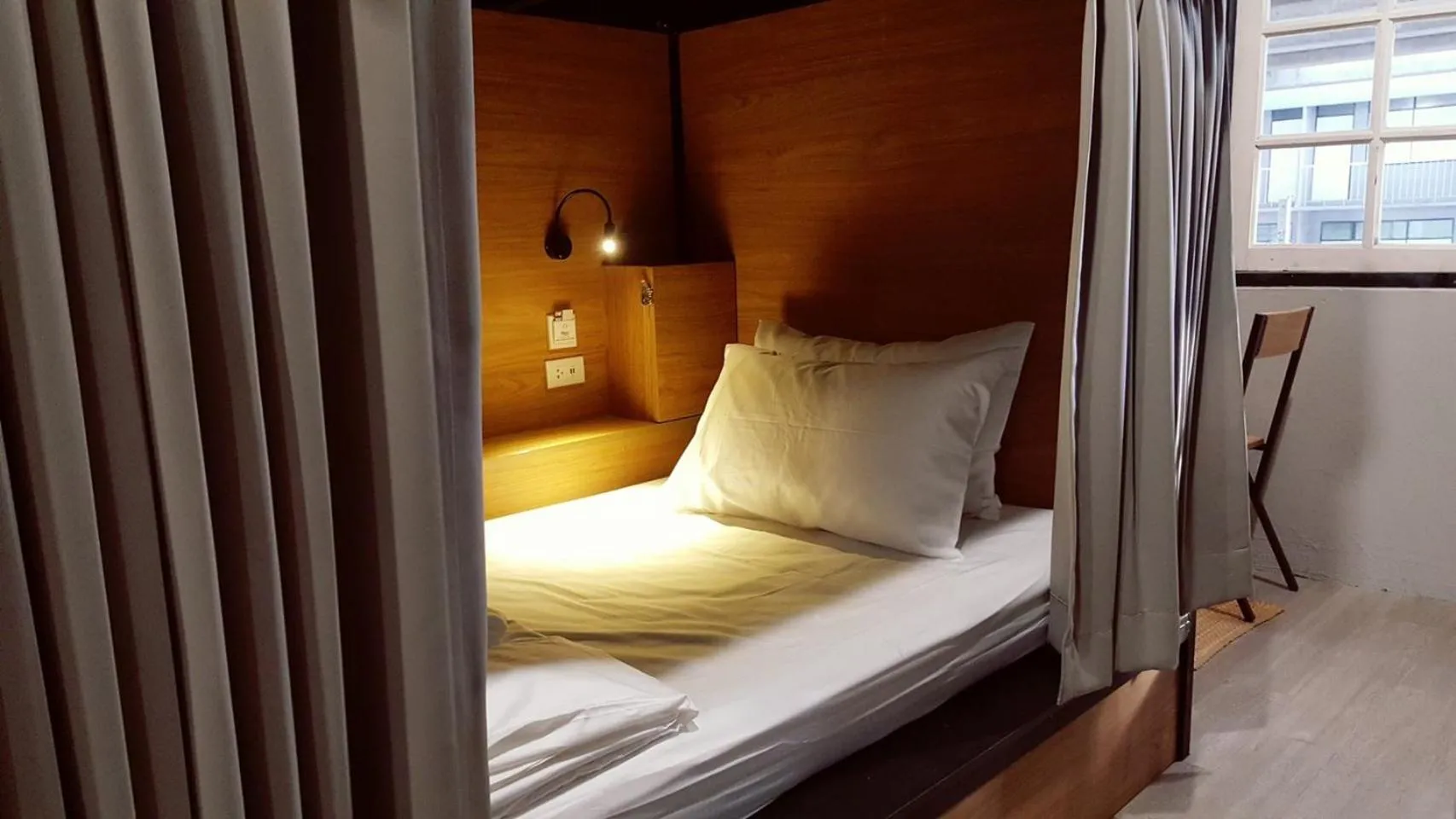 bunk bed, Bed in Bangpho Story