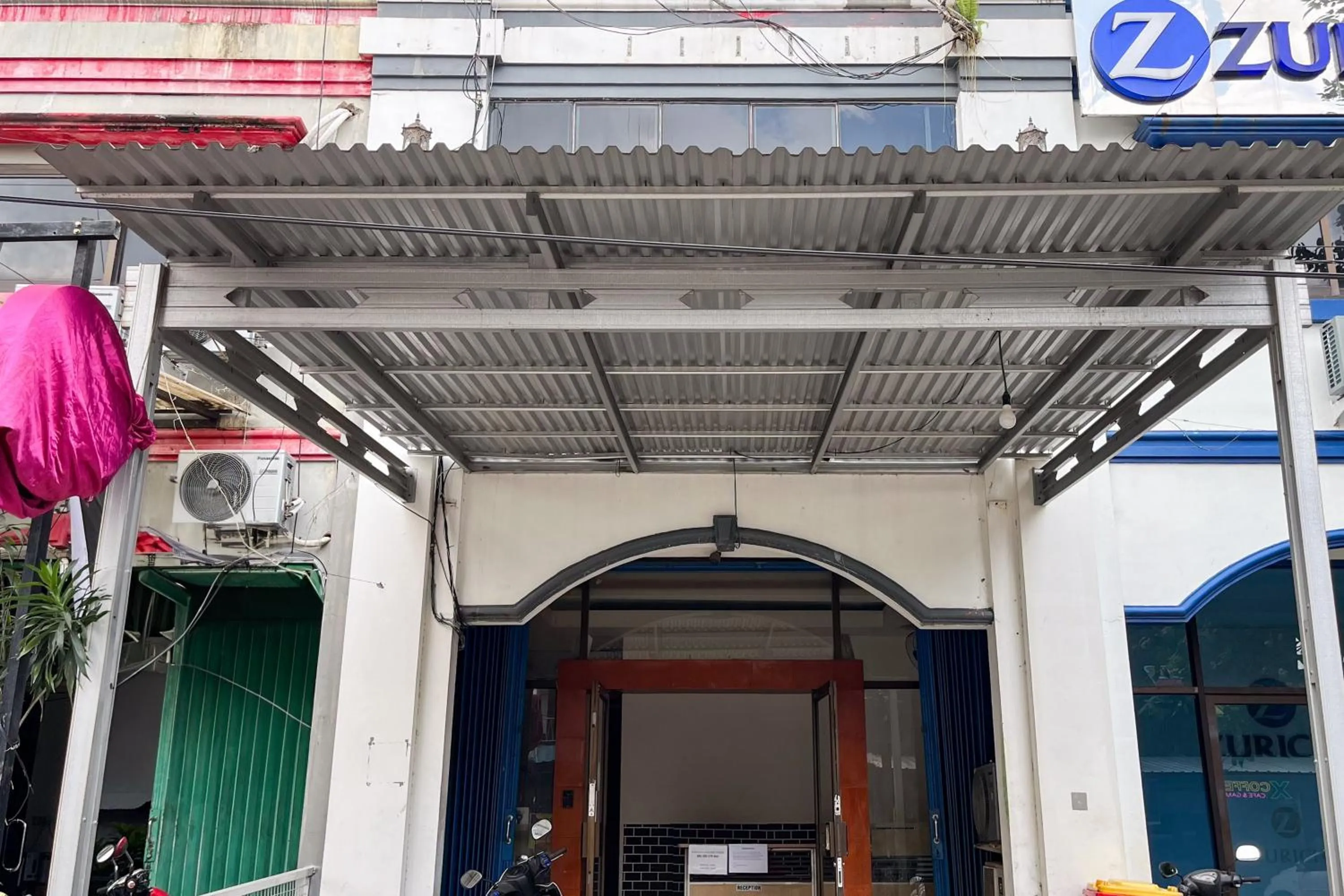 Facade/entrance in Good Sleep 1 RedPartner