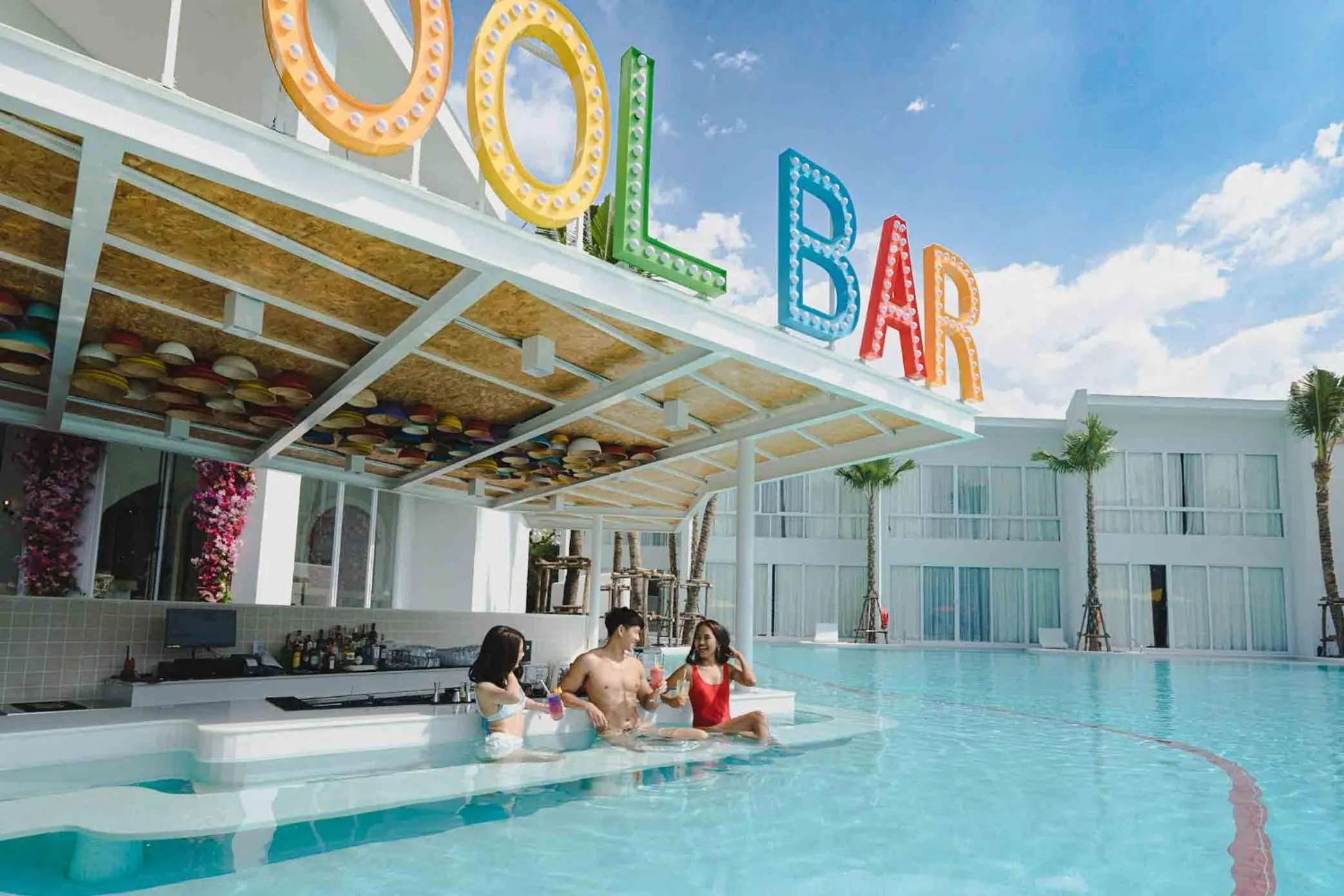 Lounge or bar in The Gems Mining Pool Villas Pattaya