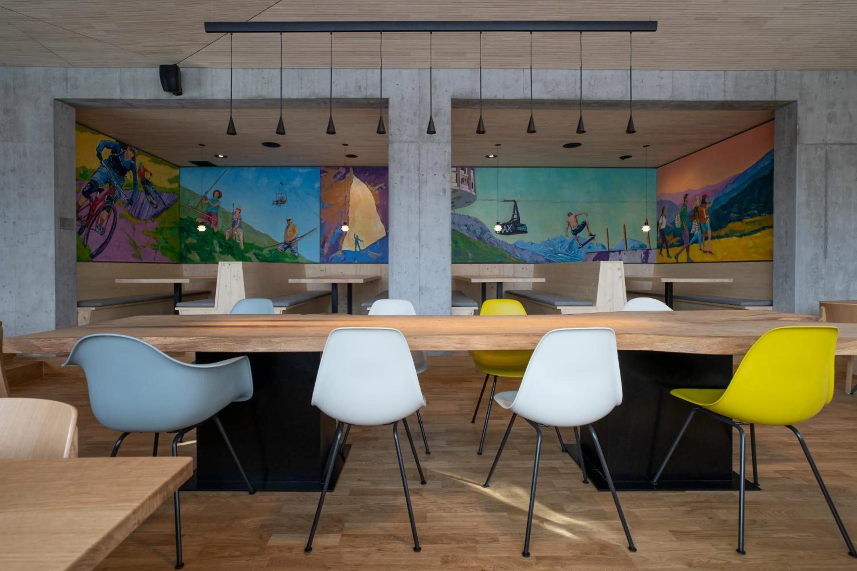 Restaurant/places to eat in Laax wellnessHostel3000