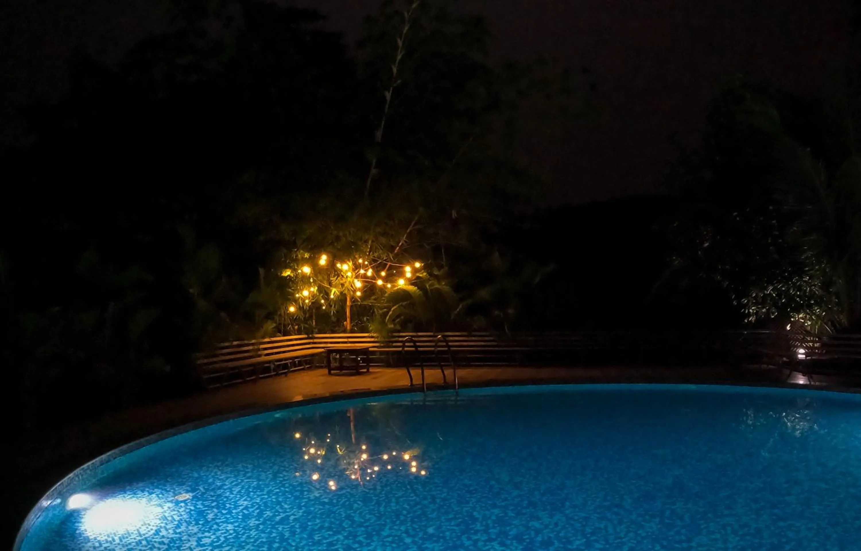 Swimming pool in Arthigamya Spa & Resort