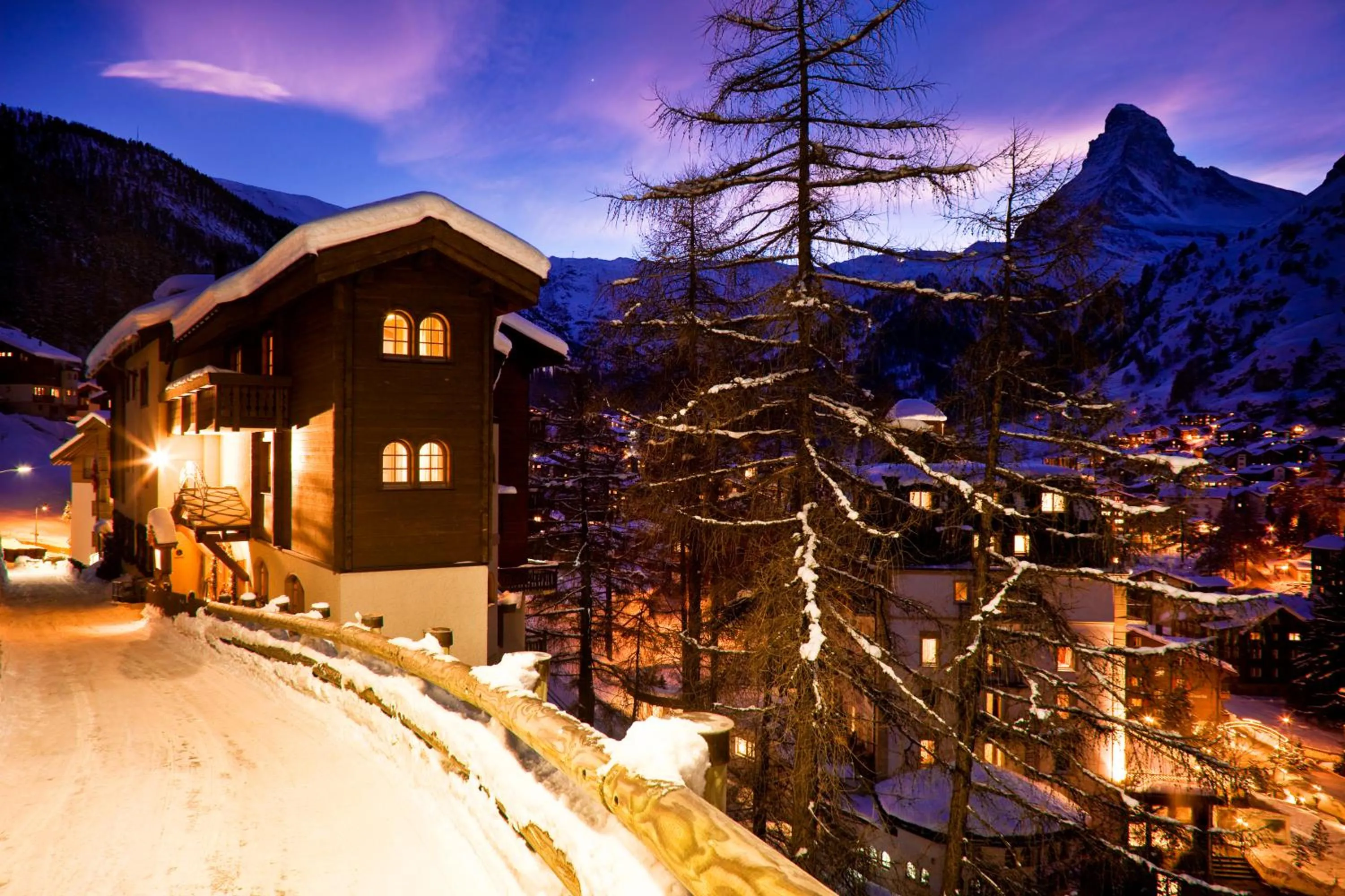 Facade/entrance in Hotel Bella Vista Zermatt