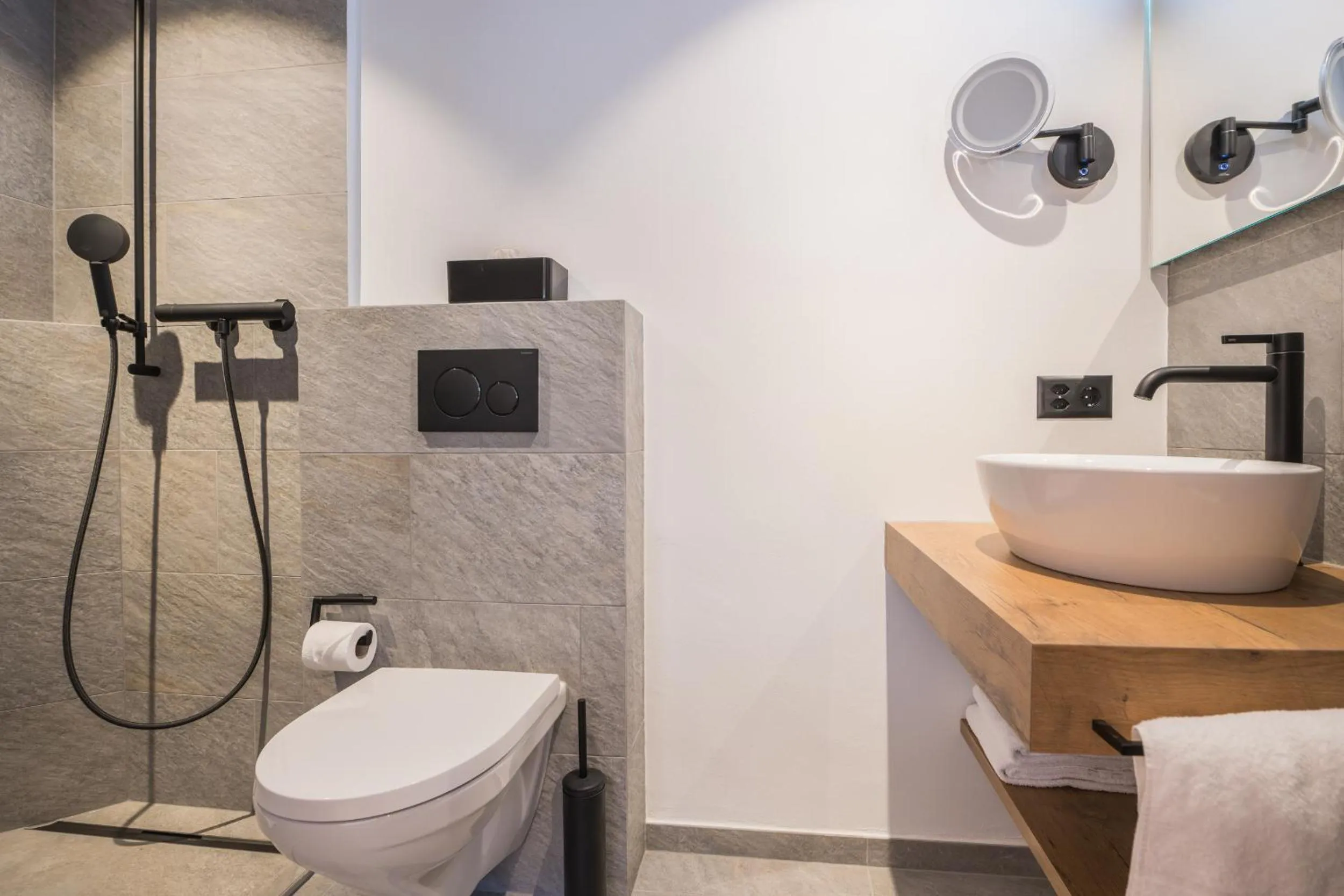 Shower in Hotel Bella Vista Zermatt