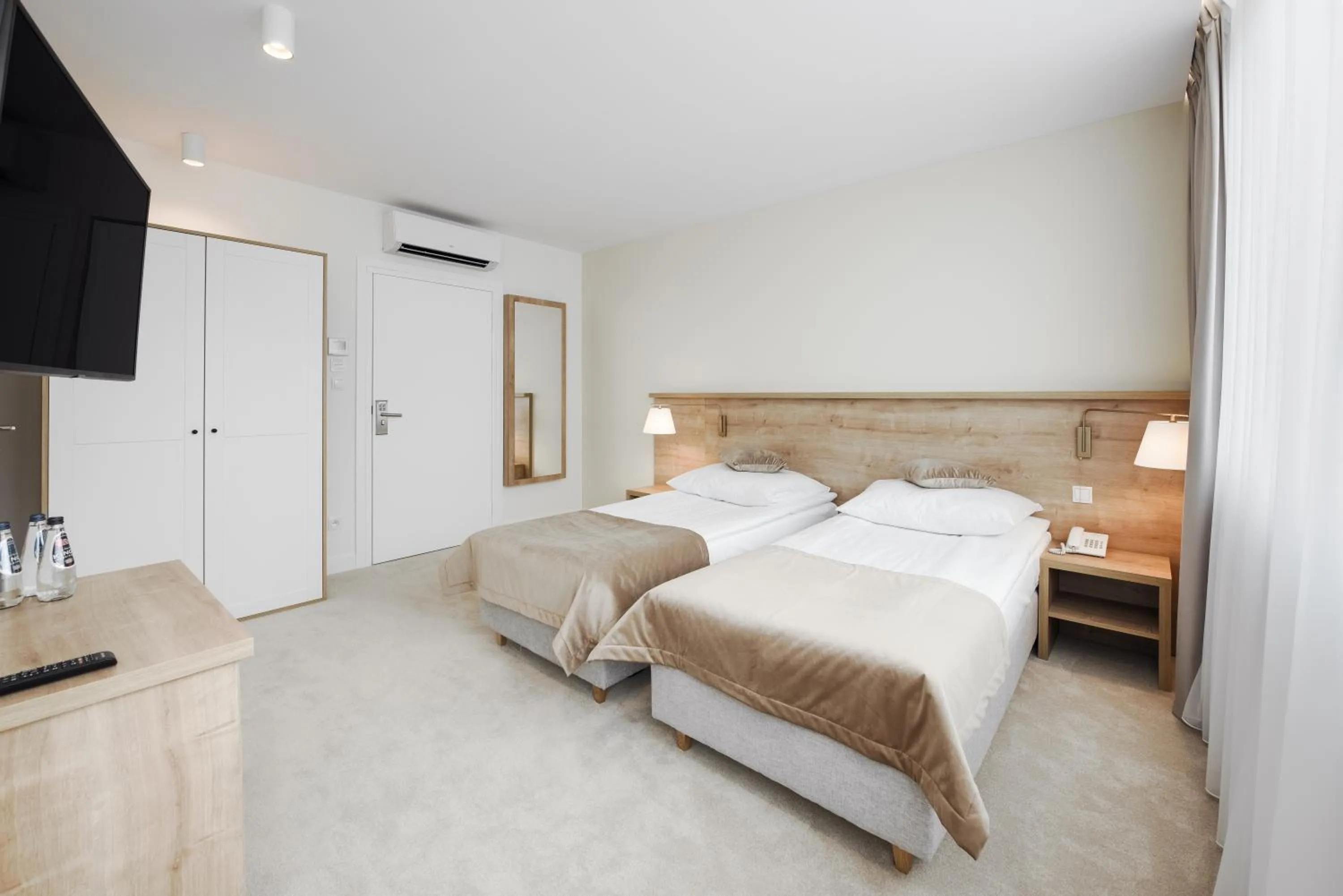 Bed in W Sercu Krakowa Aparthotel