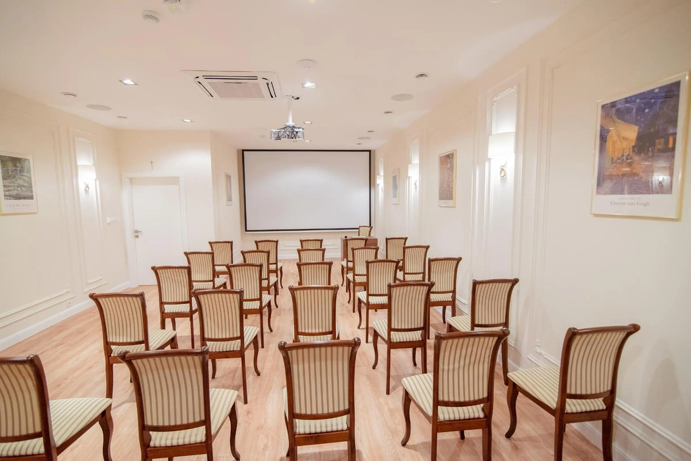 Meeting/conference room in W Sercu Krakowa Aparthotel