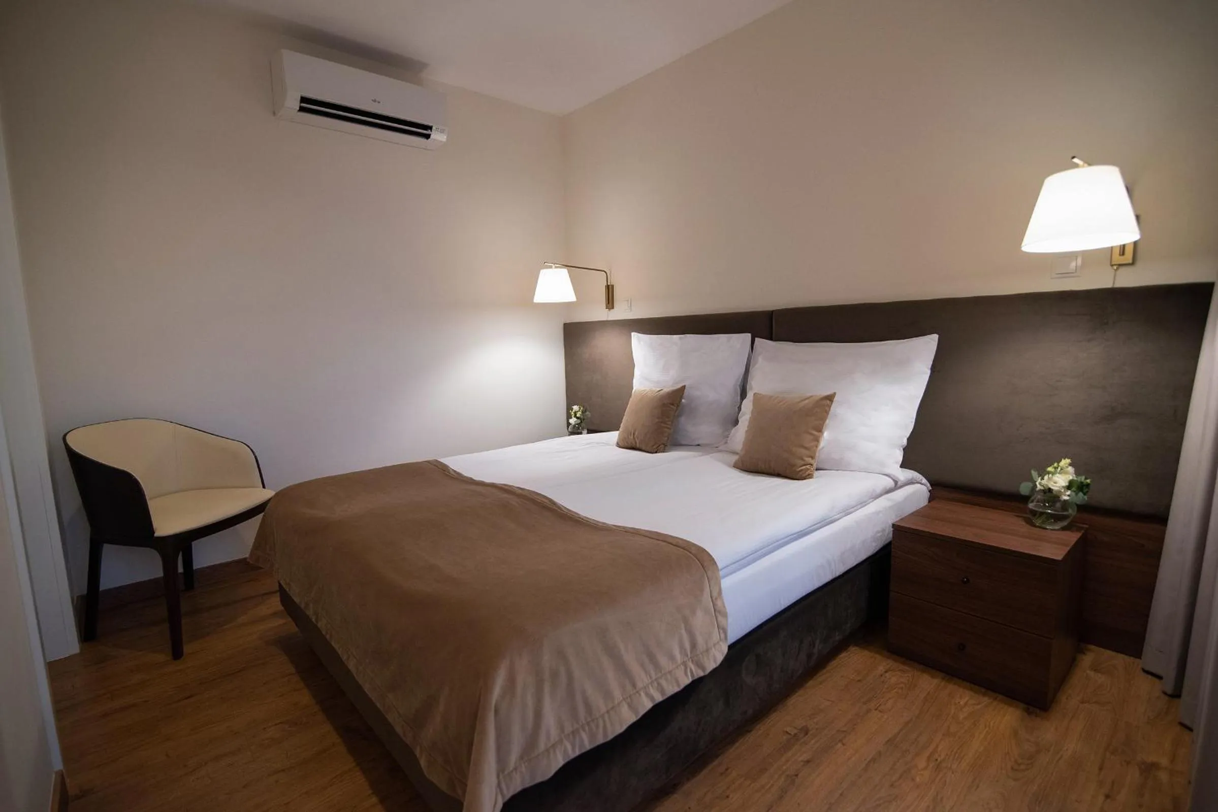 Bed in W Sercu Krakowa Aparthotel