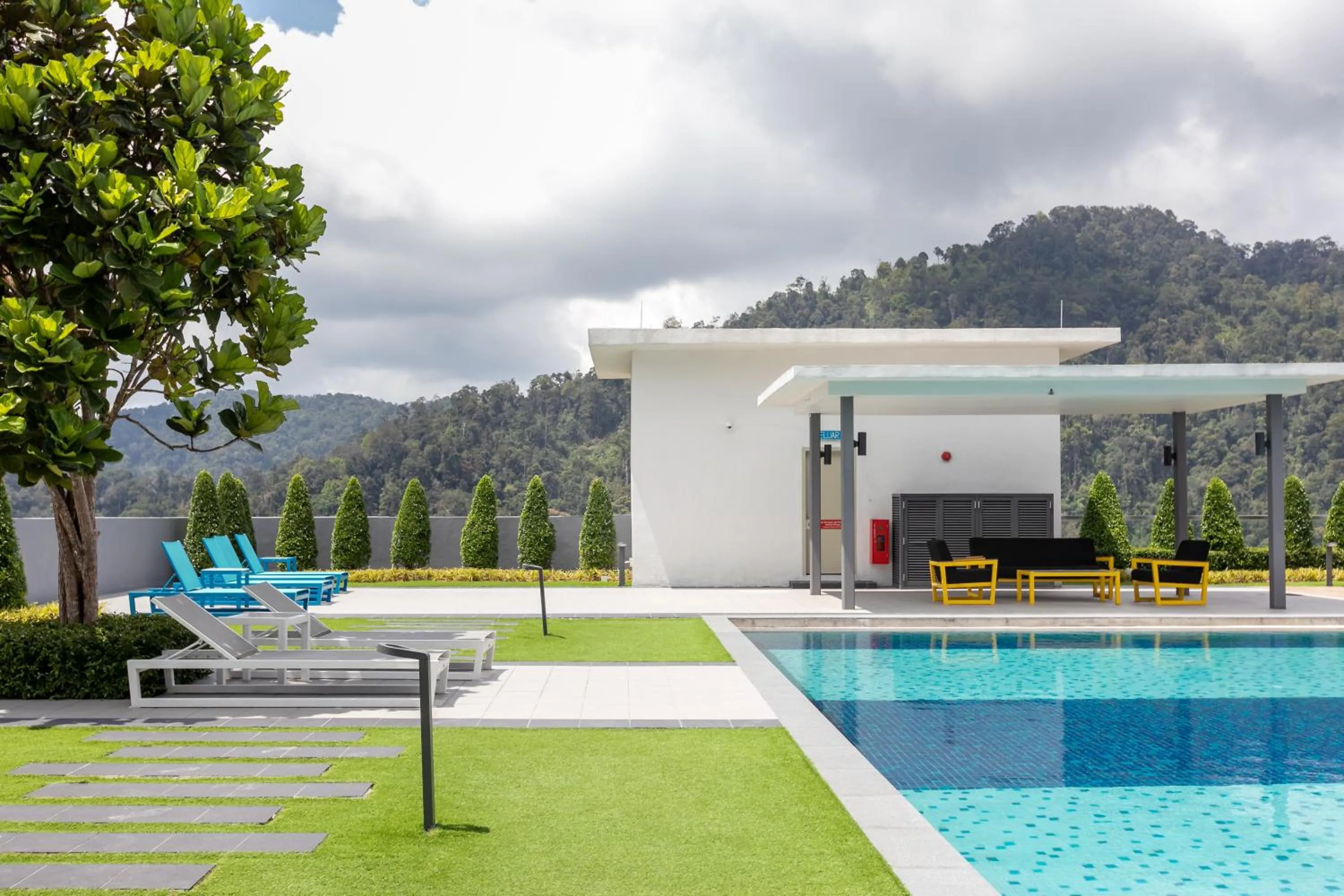 Swimming pool in Genting Premium Suite Windmill Upon Hills by JAz Home Suites