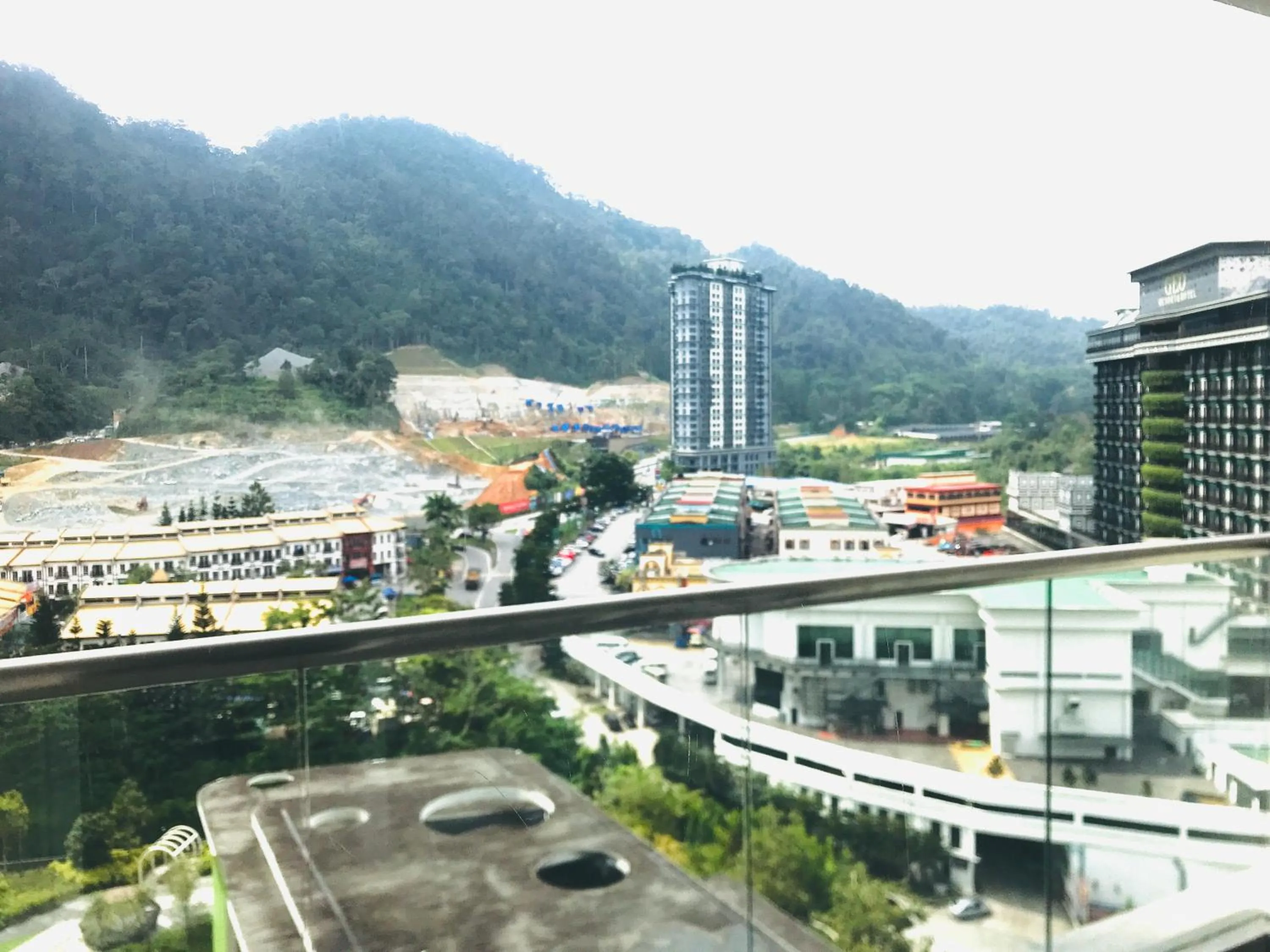 Landmark view in Genting Premium Suite Windmill Upon Hills by JAz Home Suites