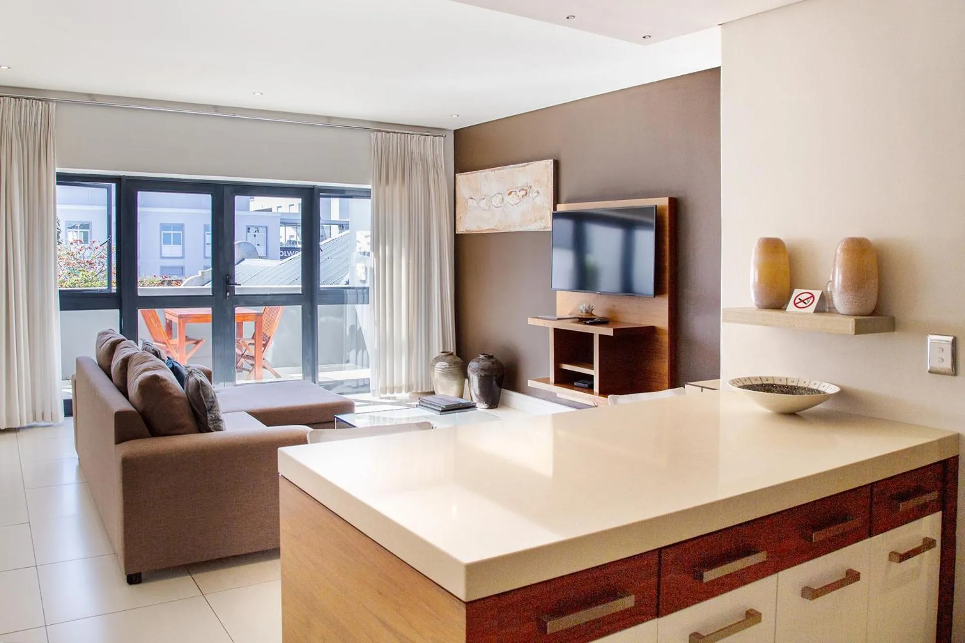 Marine Square Luxury Suites