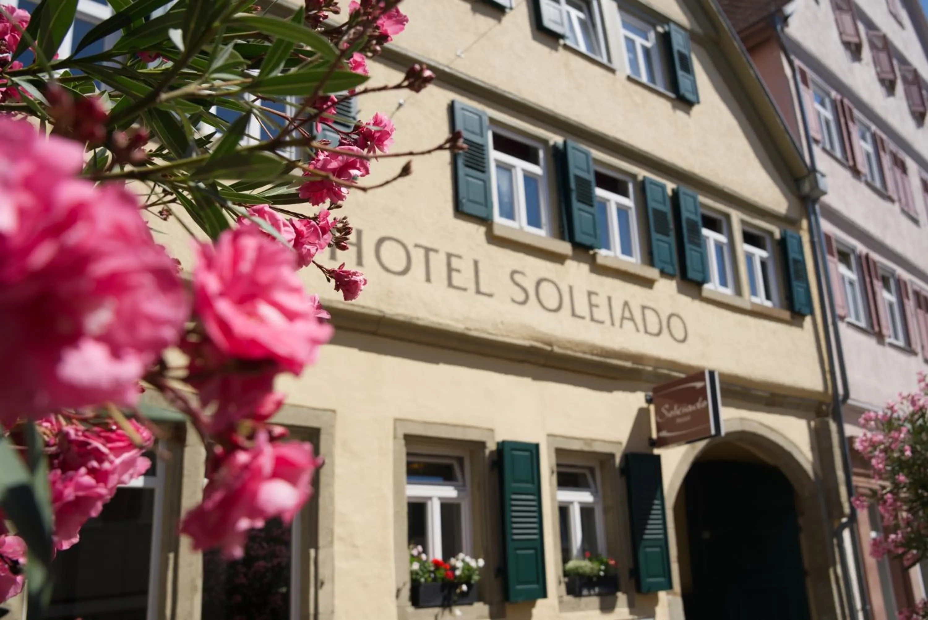 Facade/entrance in Soleiado Hotel