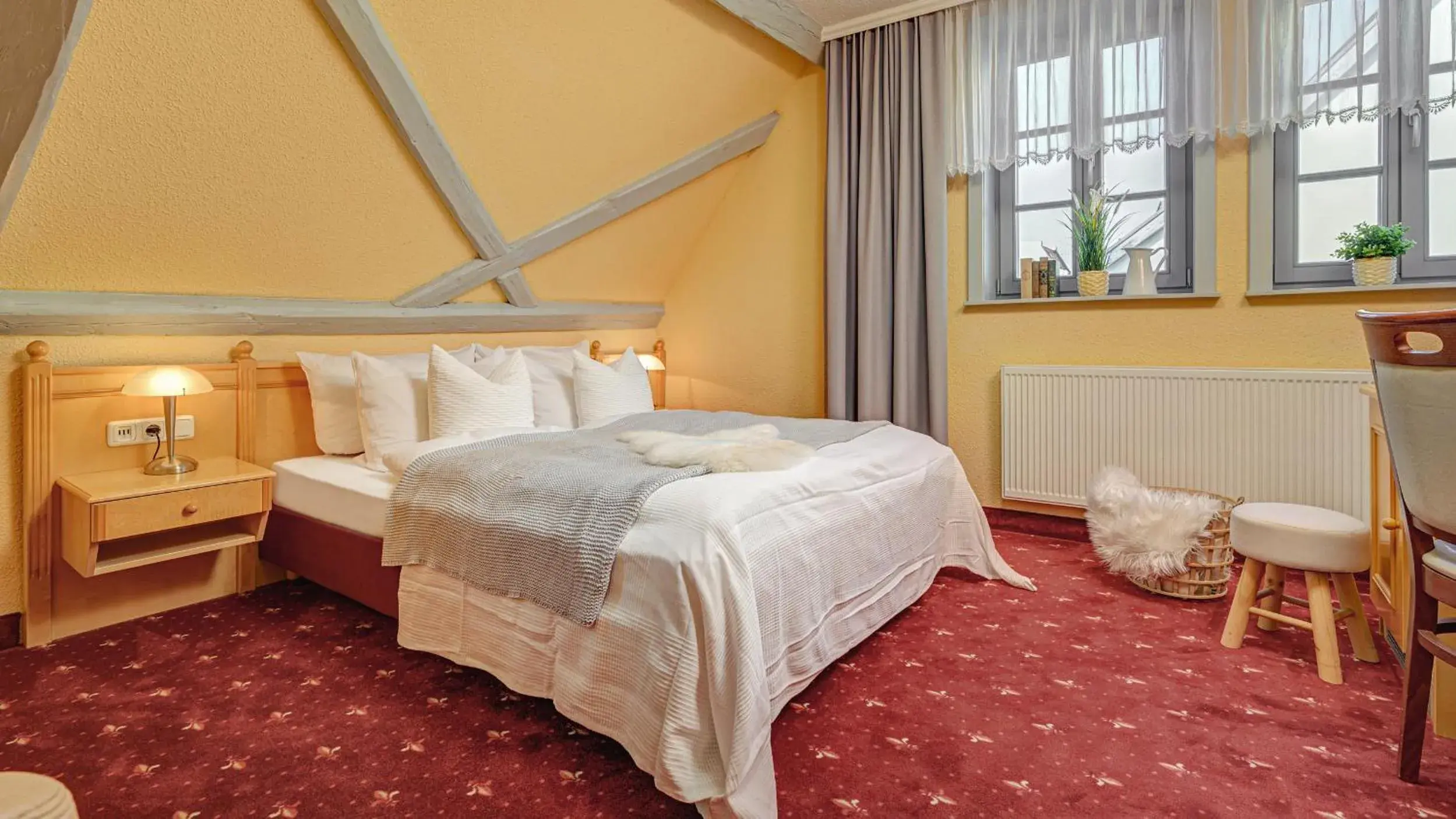 Double Room in Hotel Mühlhäuser Hof Double Room in Hotel Mühlhäuser Hof