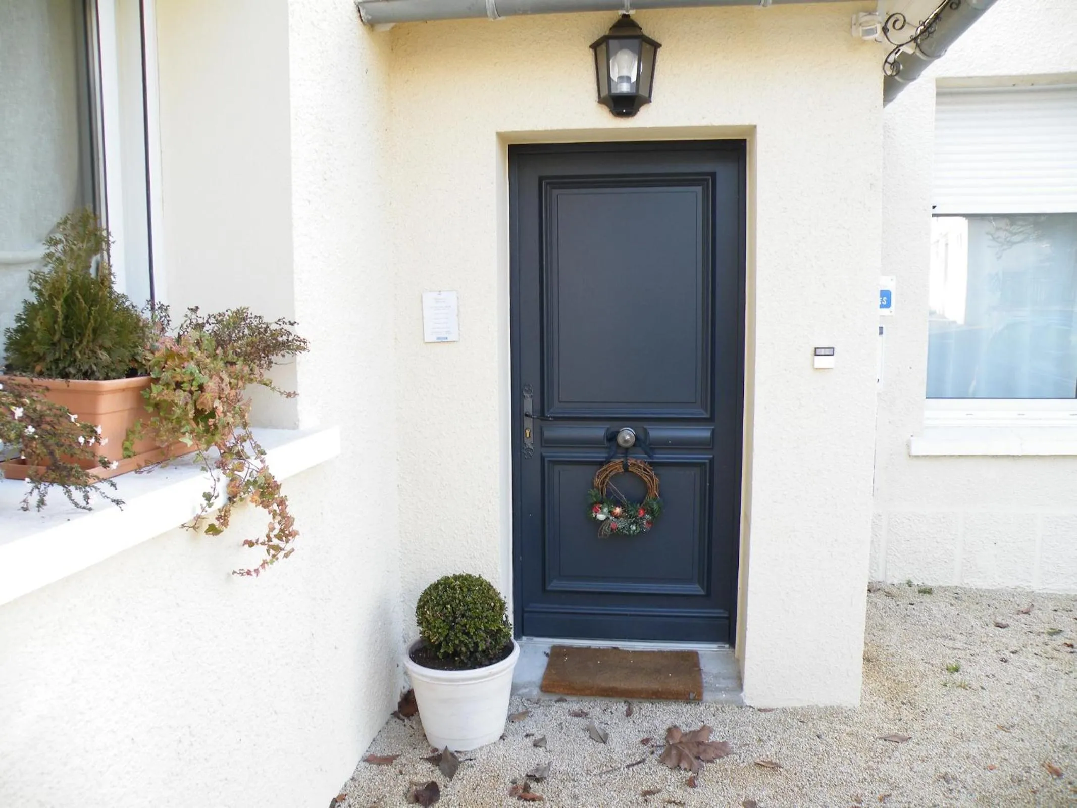 Property building in La Villa Camille