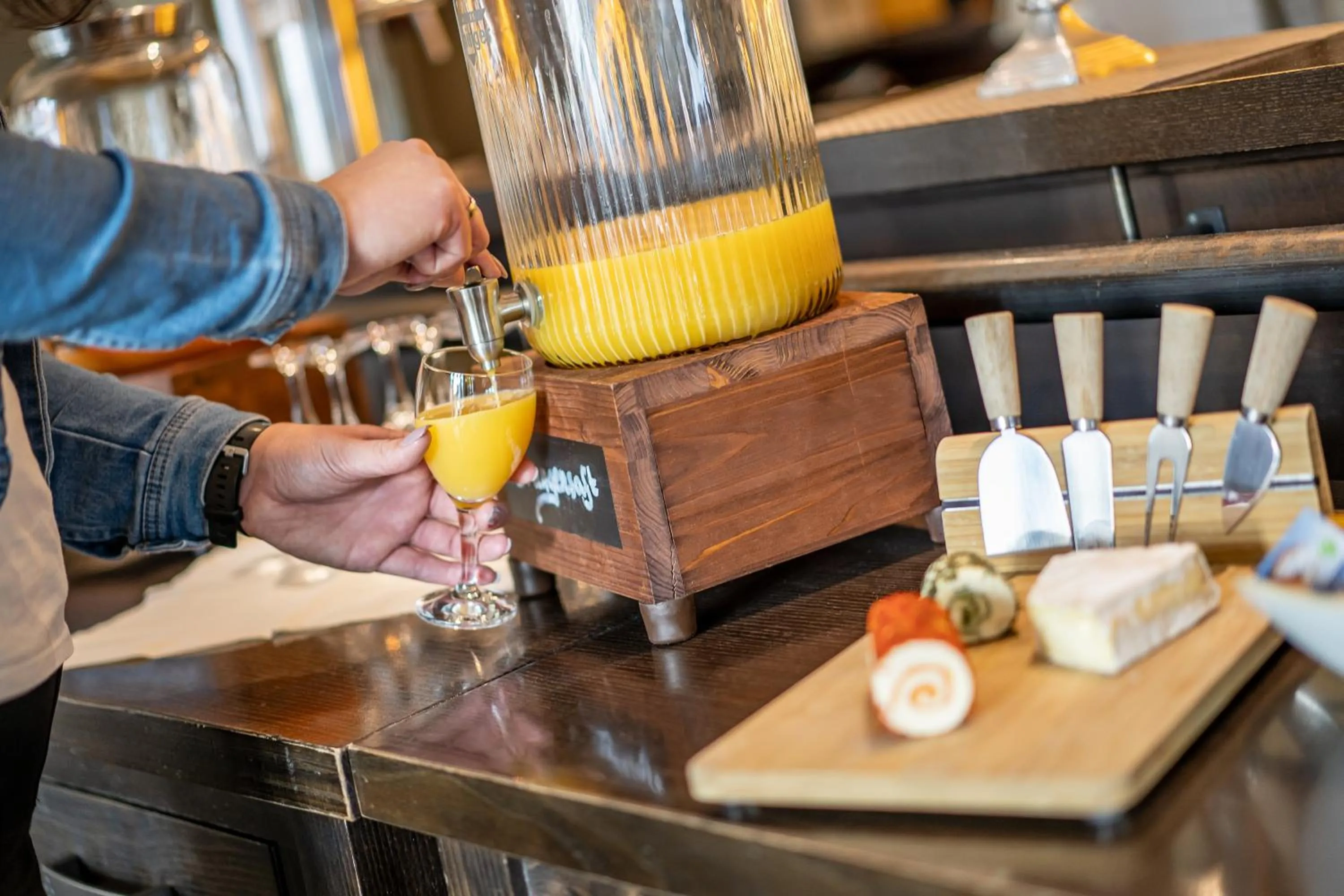 Buffet breakfast in Hotel Meyerink
