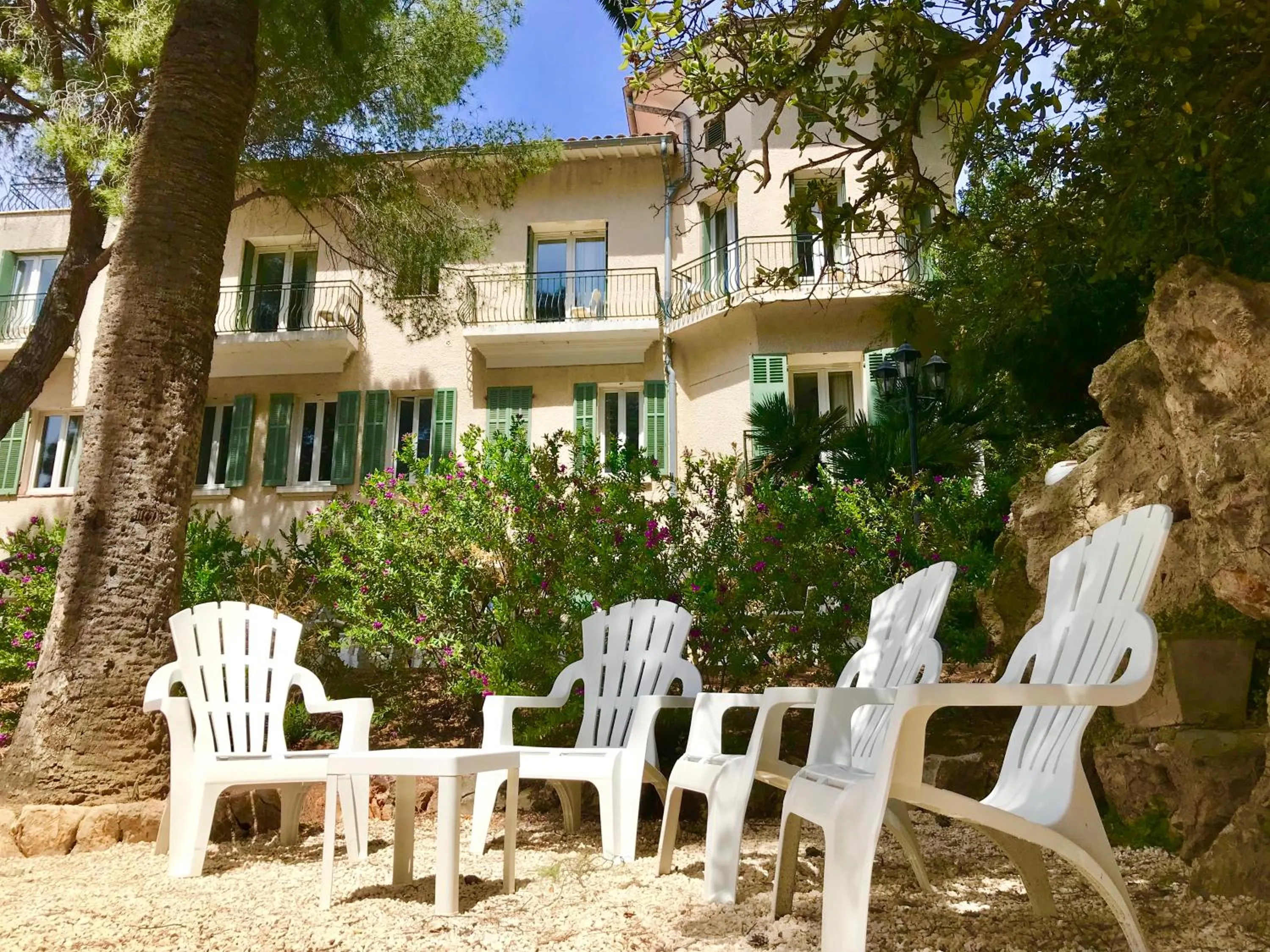 Garden in VTF Clairefont