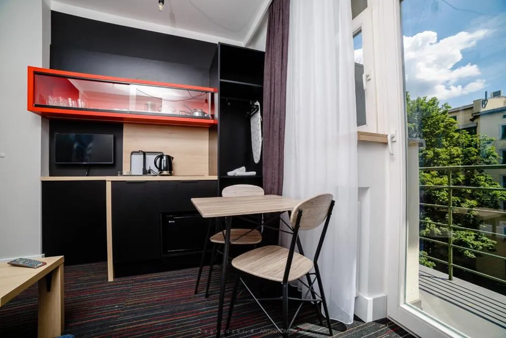 TV and multimedia in Saint Thomas Corner - by Upstairs