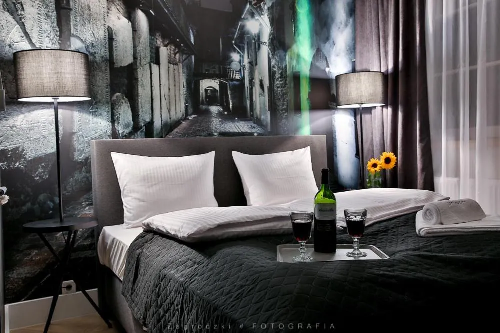 Bed in Saint Thomas Corner - by Upstairs