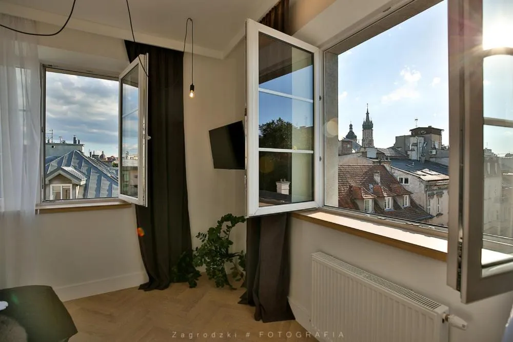 Day in Saint Thomas Corner - by Upstairs