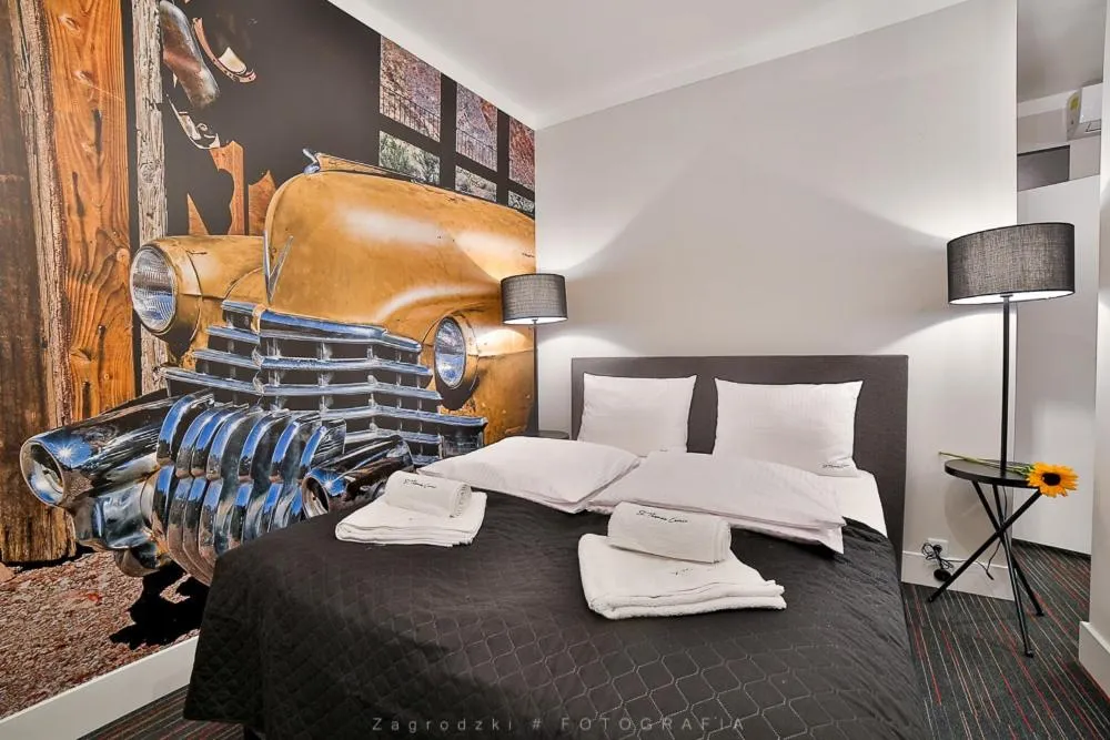 Bed in Saint Thomas Corner - by Upstairs