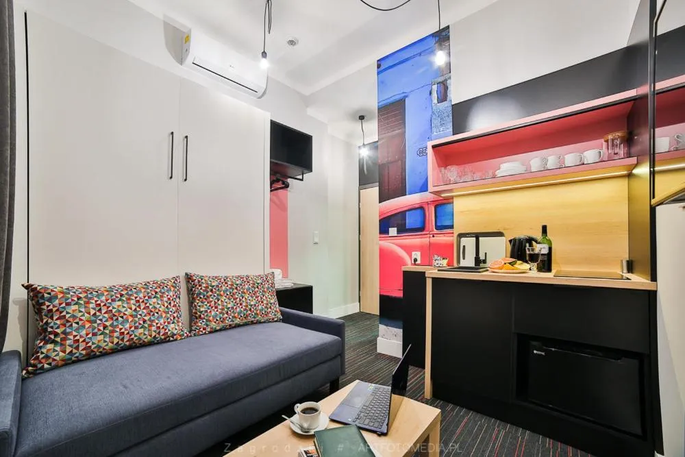 TV and multimedia in Saint Thomas Corner - by Upstairs