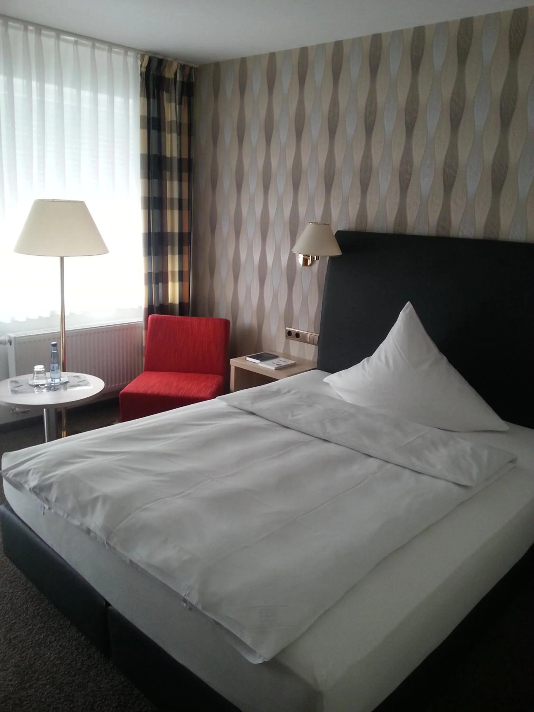 Balcony/Terrace, Bed in Hotel Quellenhof