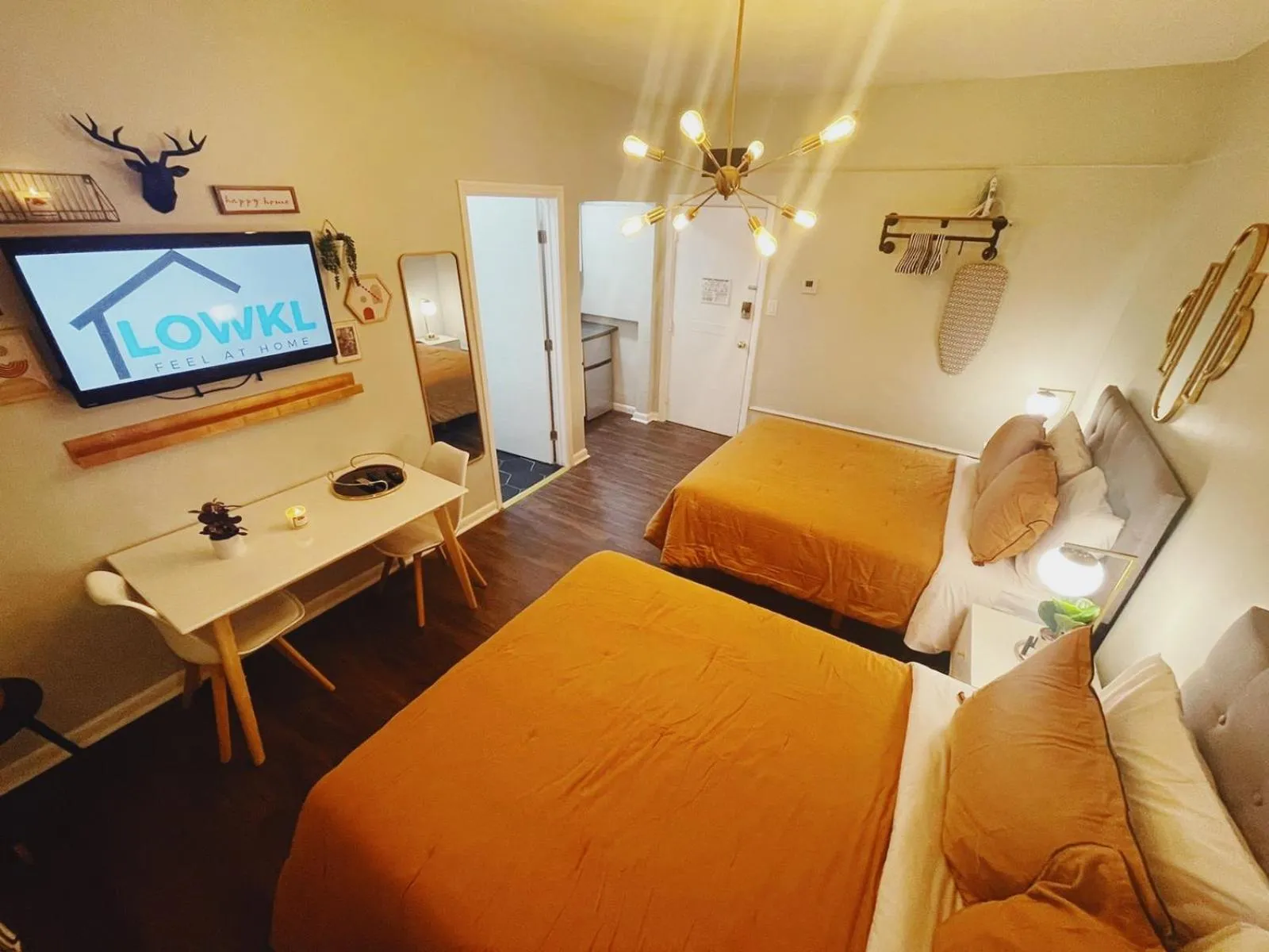 Deluxe Two Queen Beds Studio with Kitchenette in Nine20 Collins Apartments by Lowkl