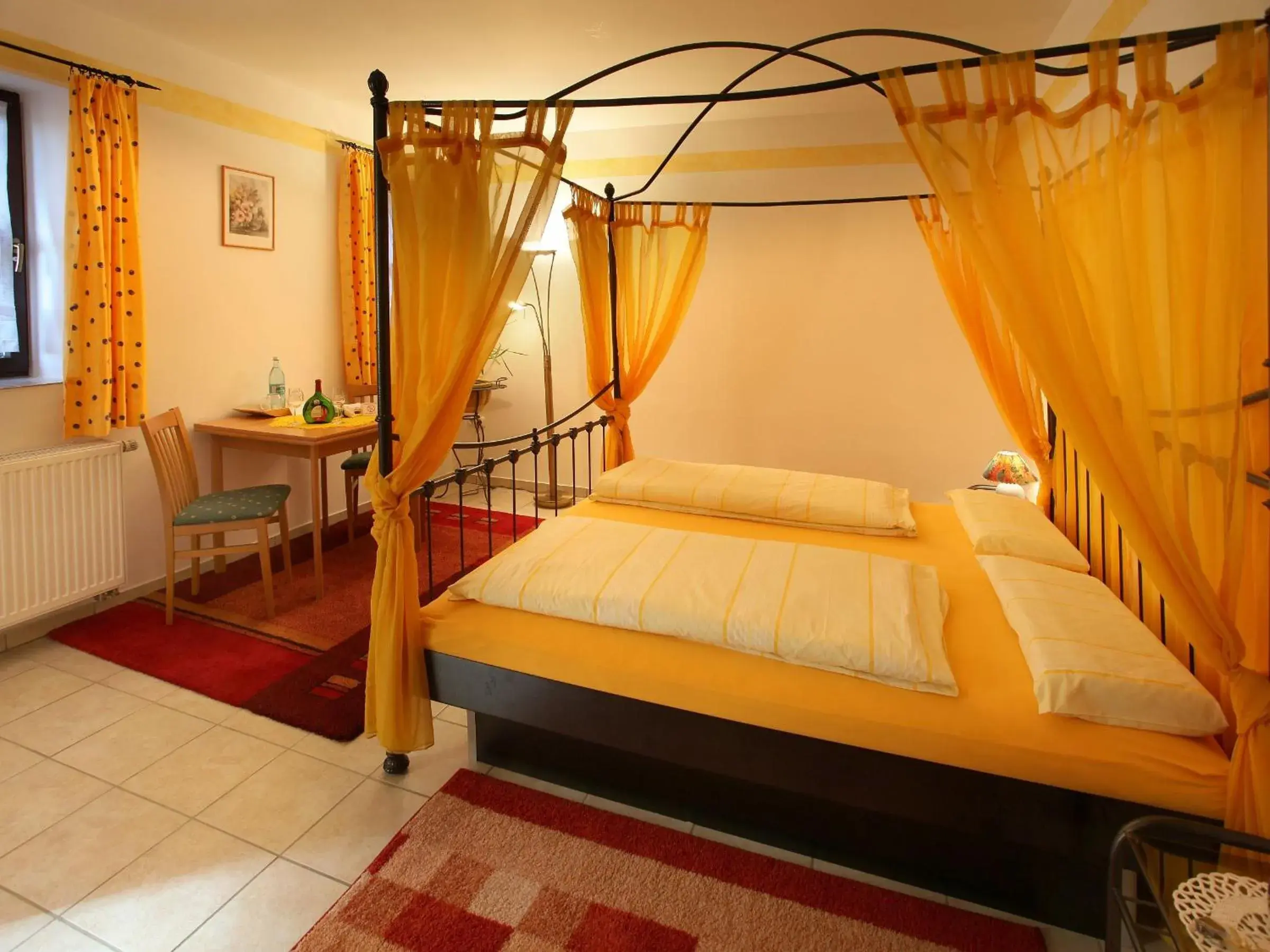 Double Room - single occupancy in Worners Schloss Weingut & Wellness-Hotel Double Room - single occupancy in Worners Schloss Weingut & Wellness-Hotel