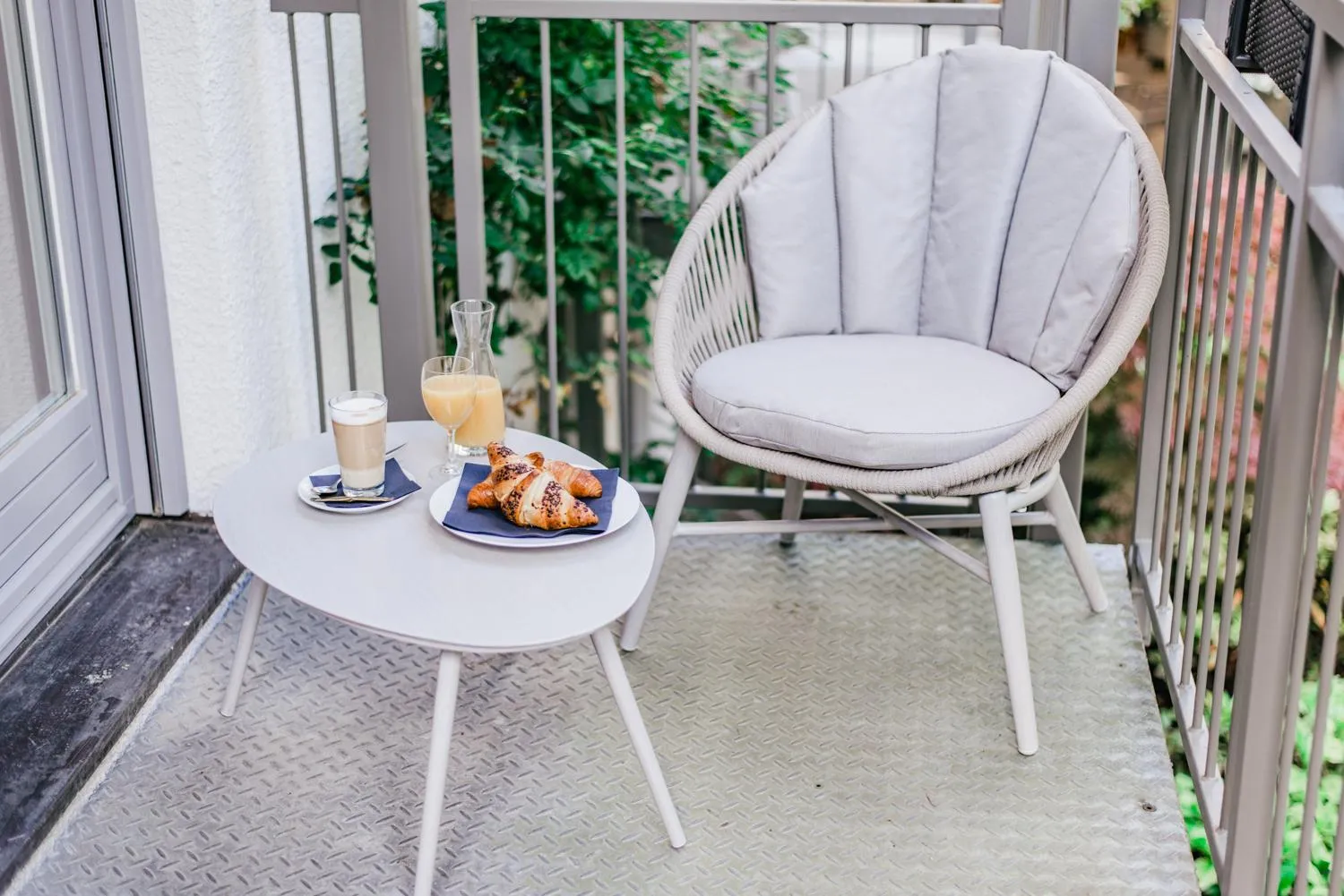 Balcony/Terrace in MAXIMILIAN MUNICH Apartments & Hotel