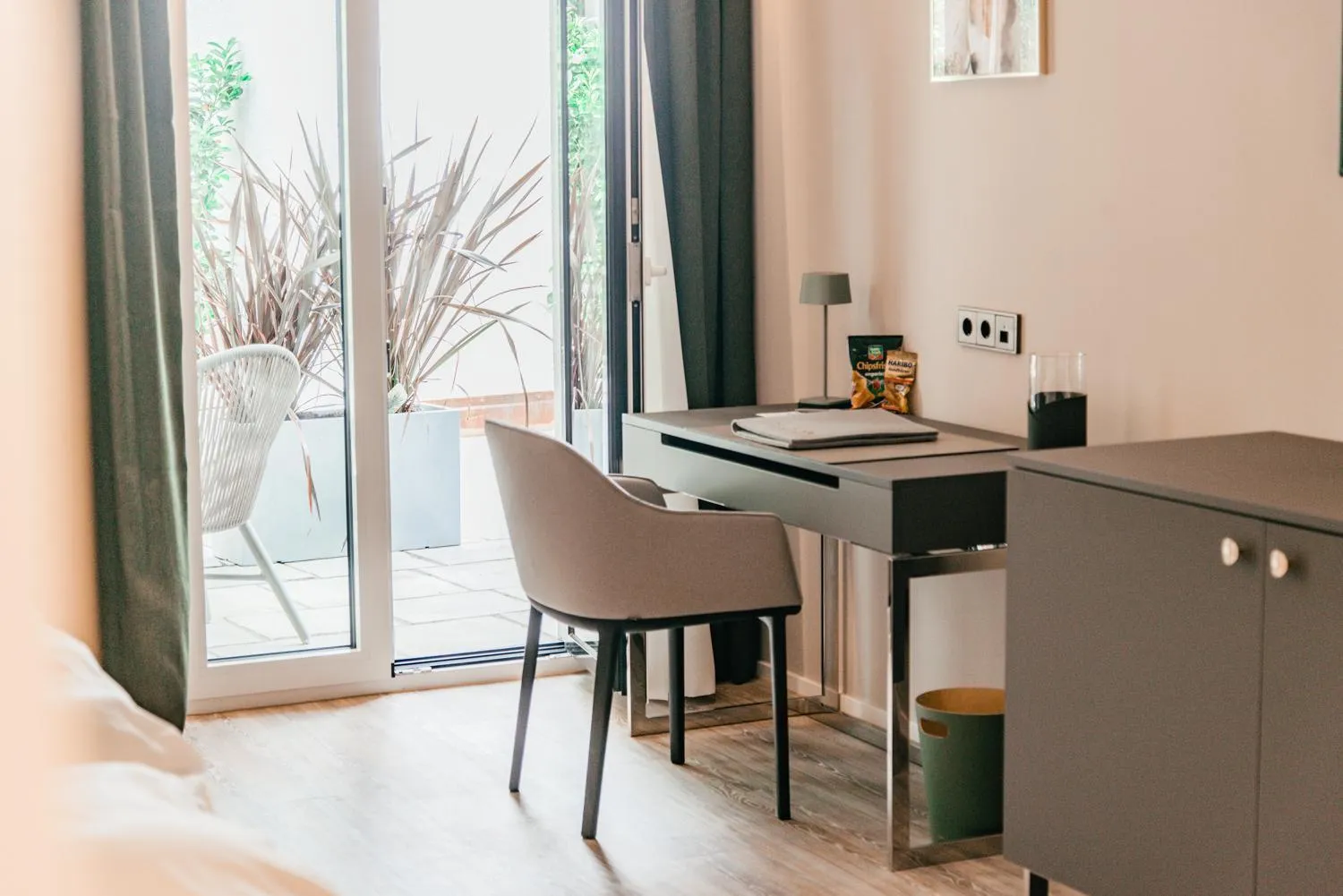 Bedroom in MAXIMILIAN MUNICH Apartments & Hotel