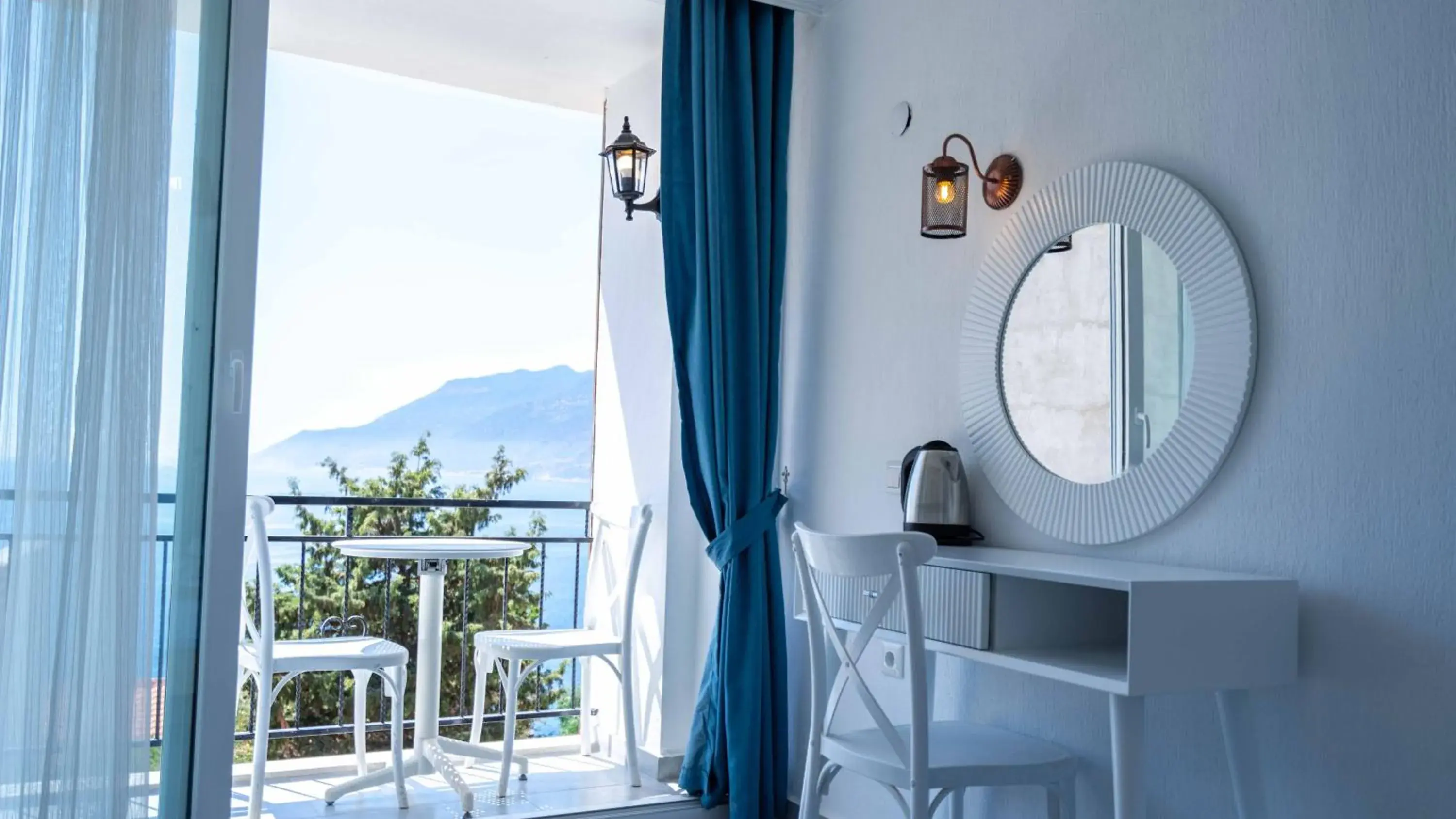 Deluxe Double Room with Sea View in Sole'n Blu Deluxe Double Room with Sea View in Sole'n Blu