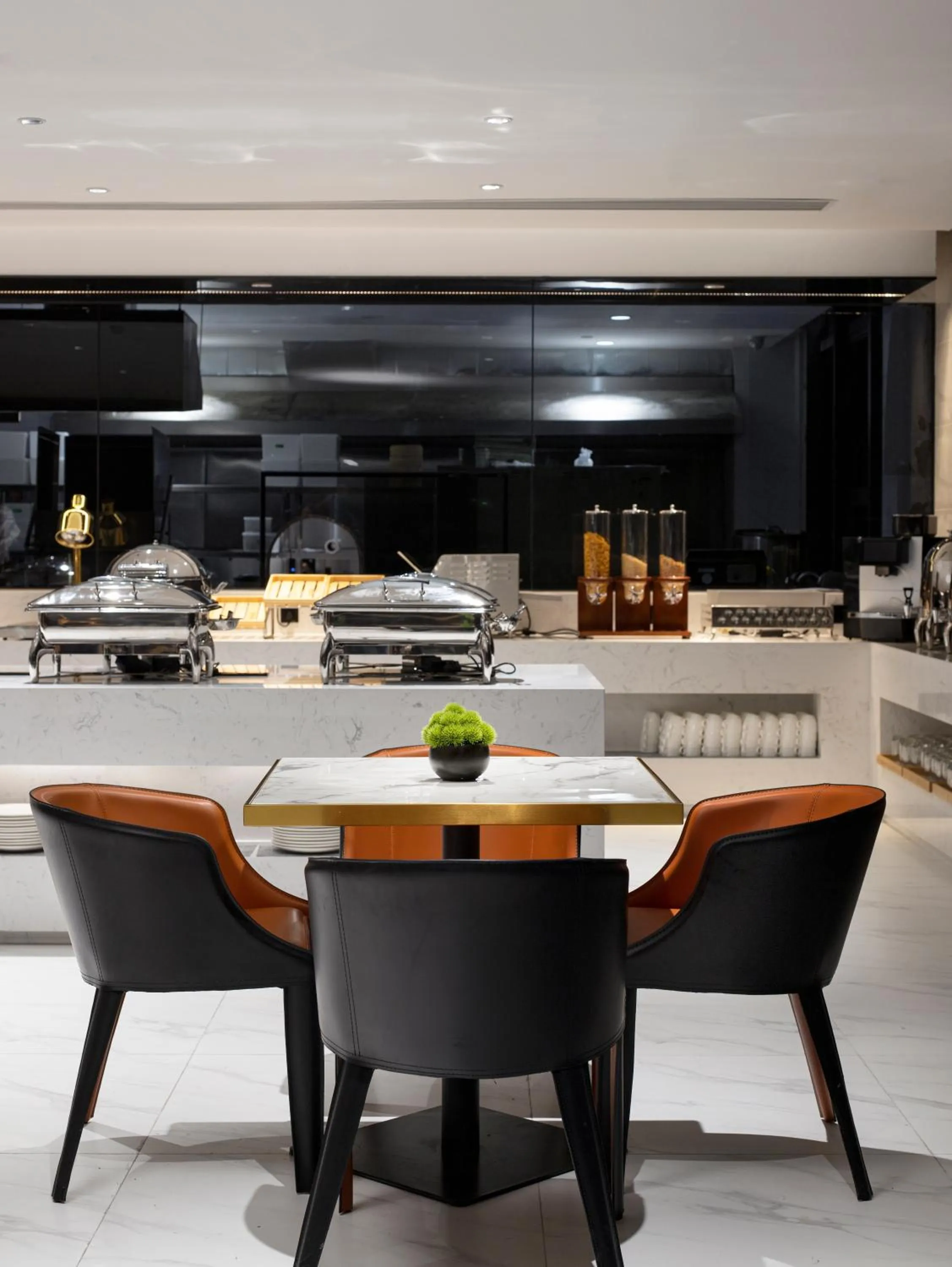 Restaurant/places to eat in Paco Hotel Jinfeng Metro Guangzhou