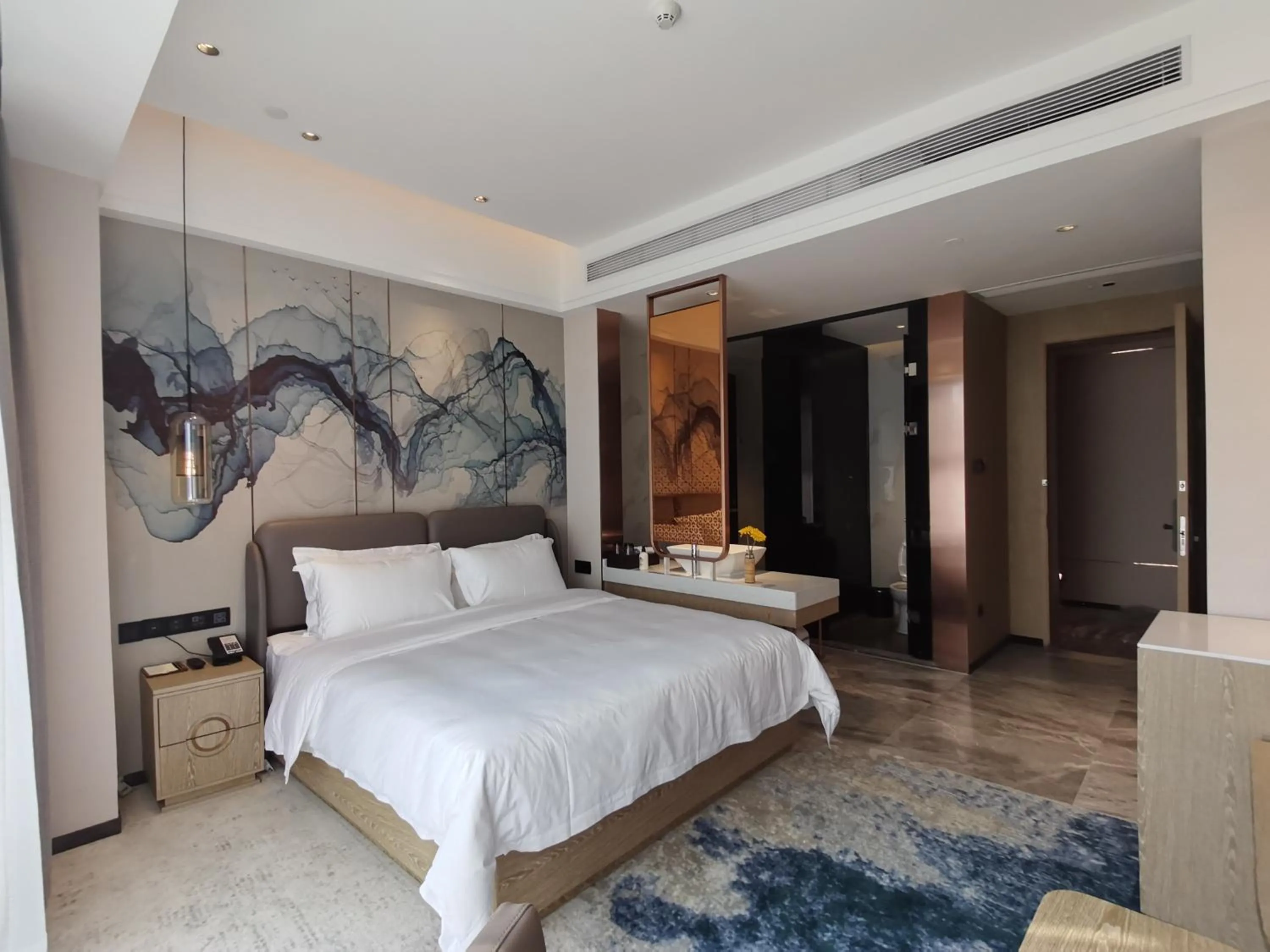 Photo of the whole room, Bed in Paco Hotel Jinfeng Metro Guangzhou