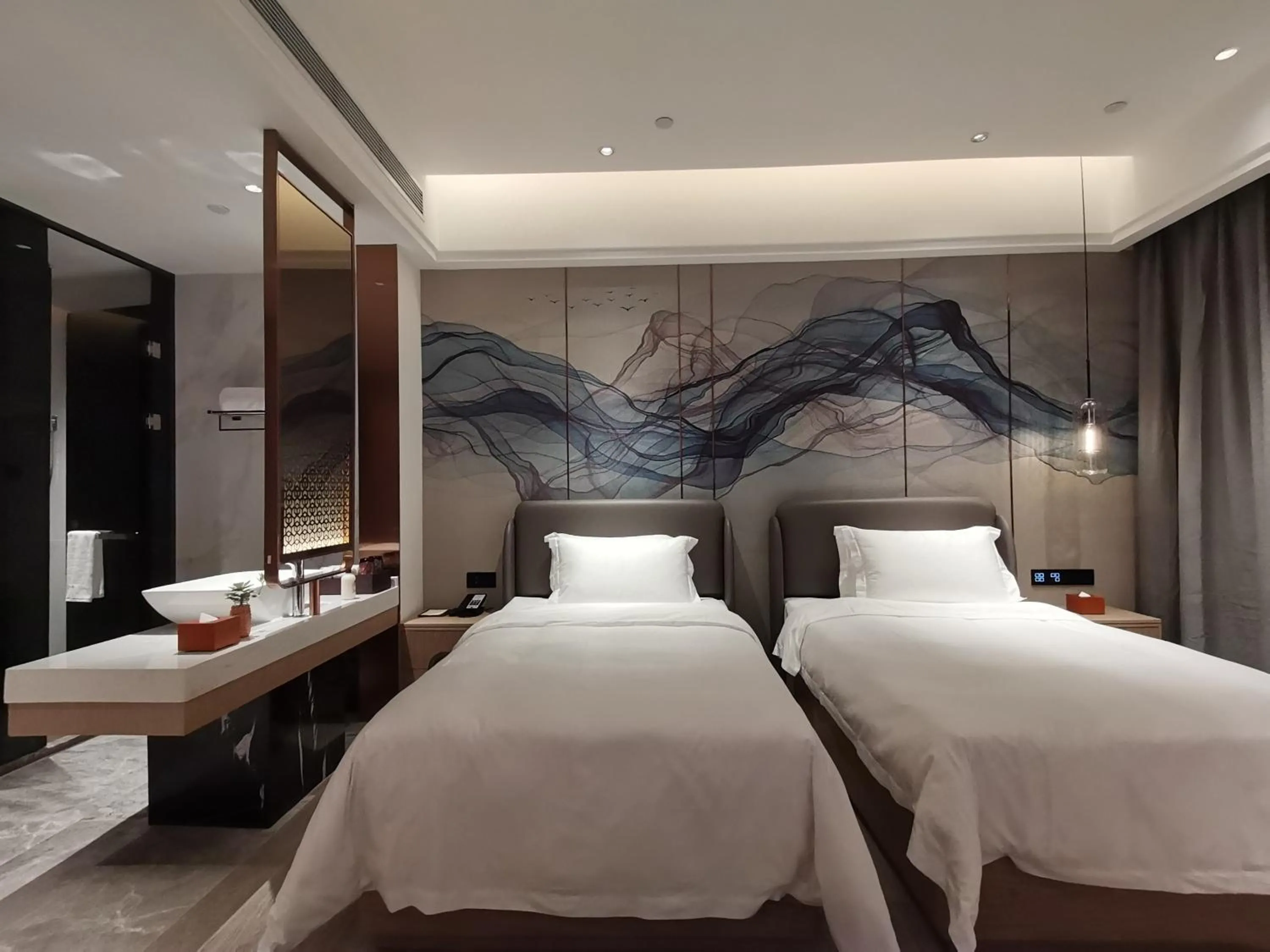 Photo of the whole room, Bed in Paco Hotel Jinfeng Metro Guangzhou
