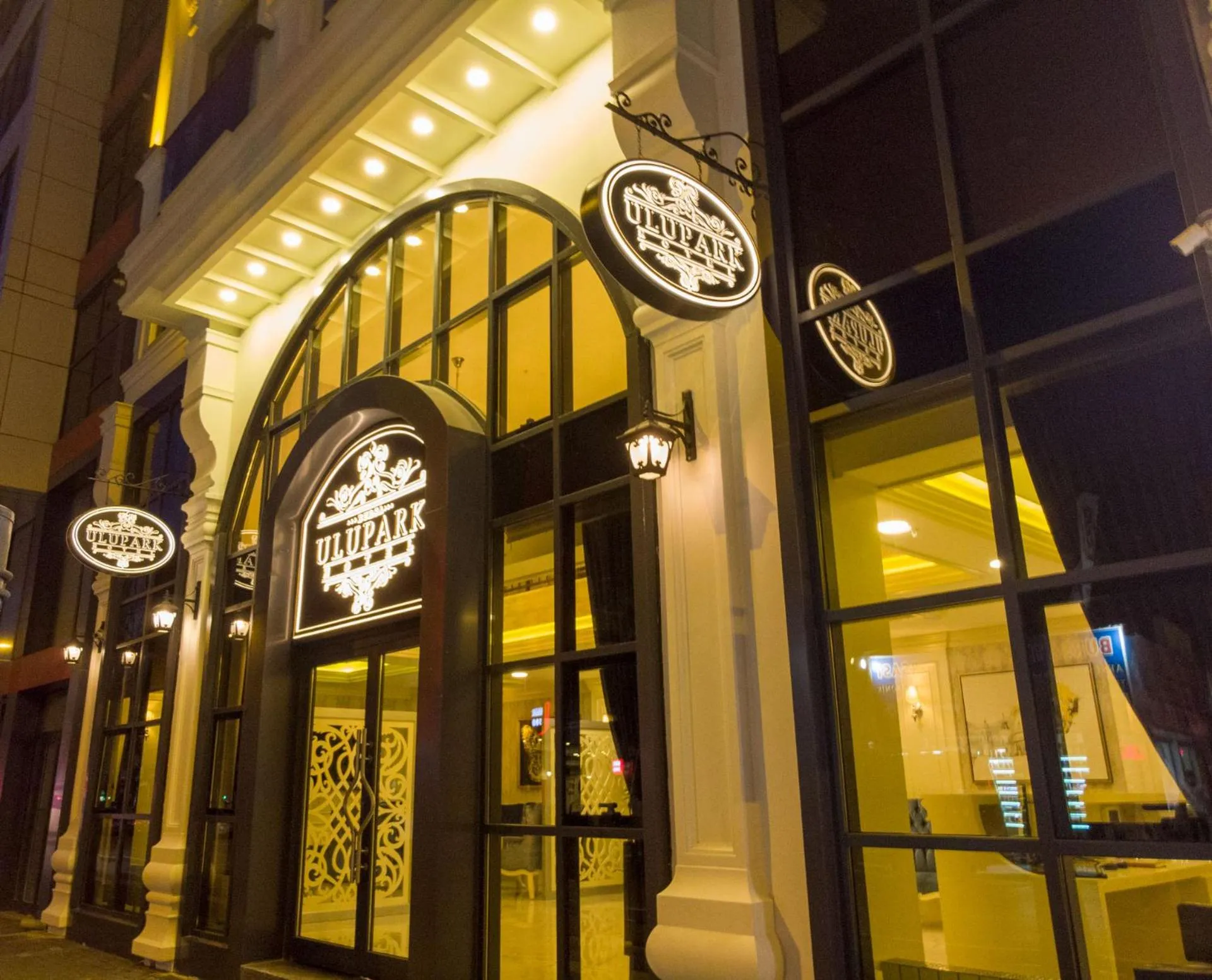 Facade/entrance in Bursa Ulupark Hotel