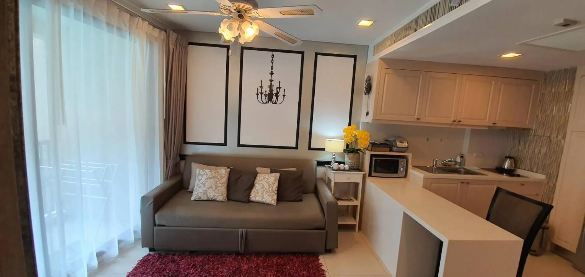 Communal lounge/ TV room in marrakesh มาราเกซ หัวหิน