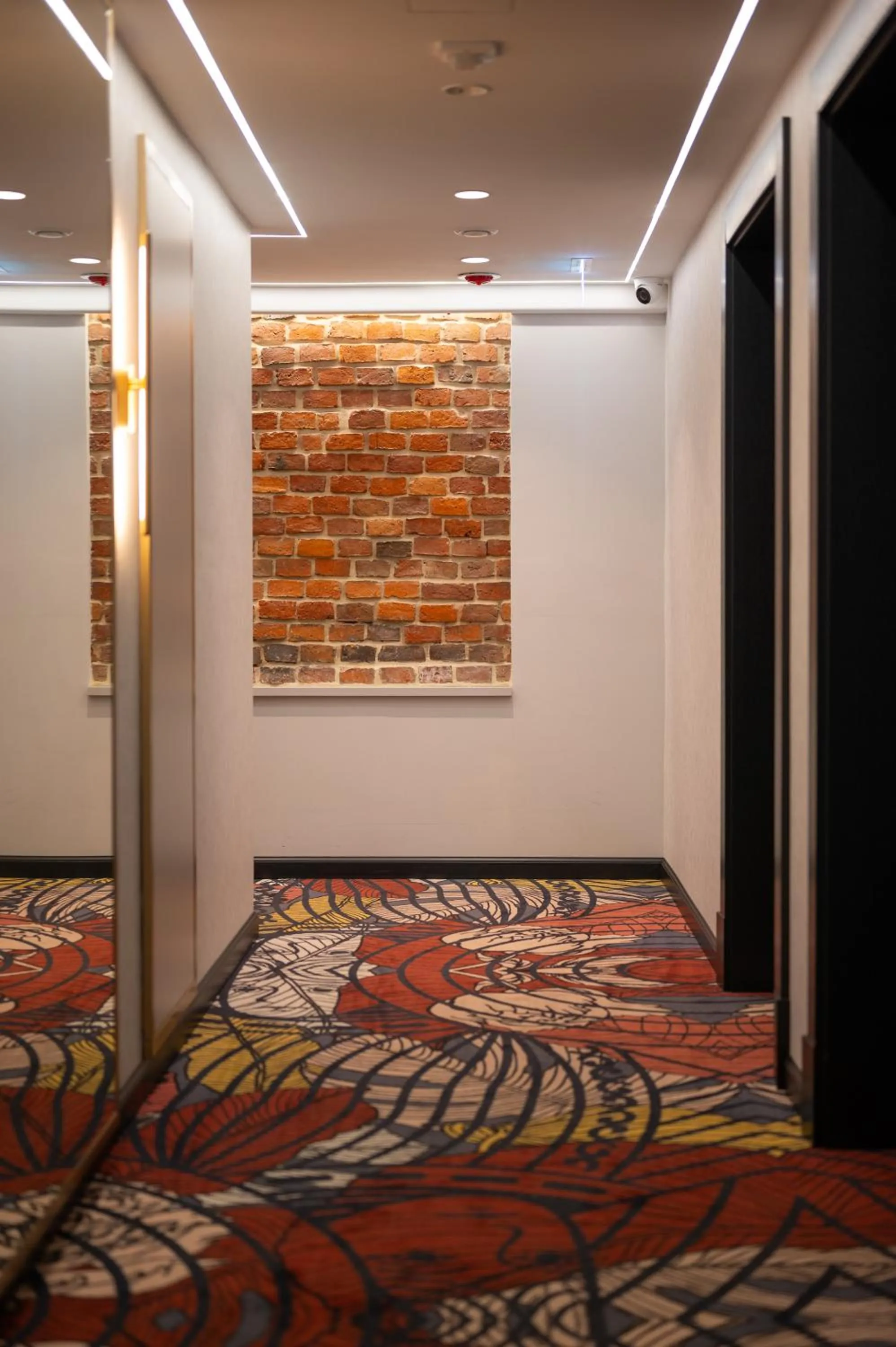 Lobby or reception in Hotel Golden Queen