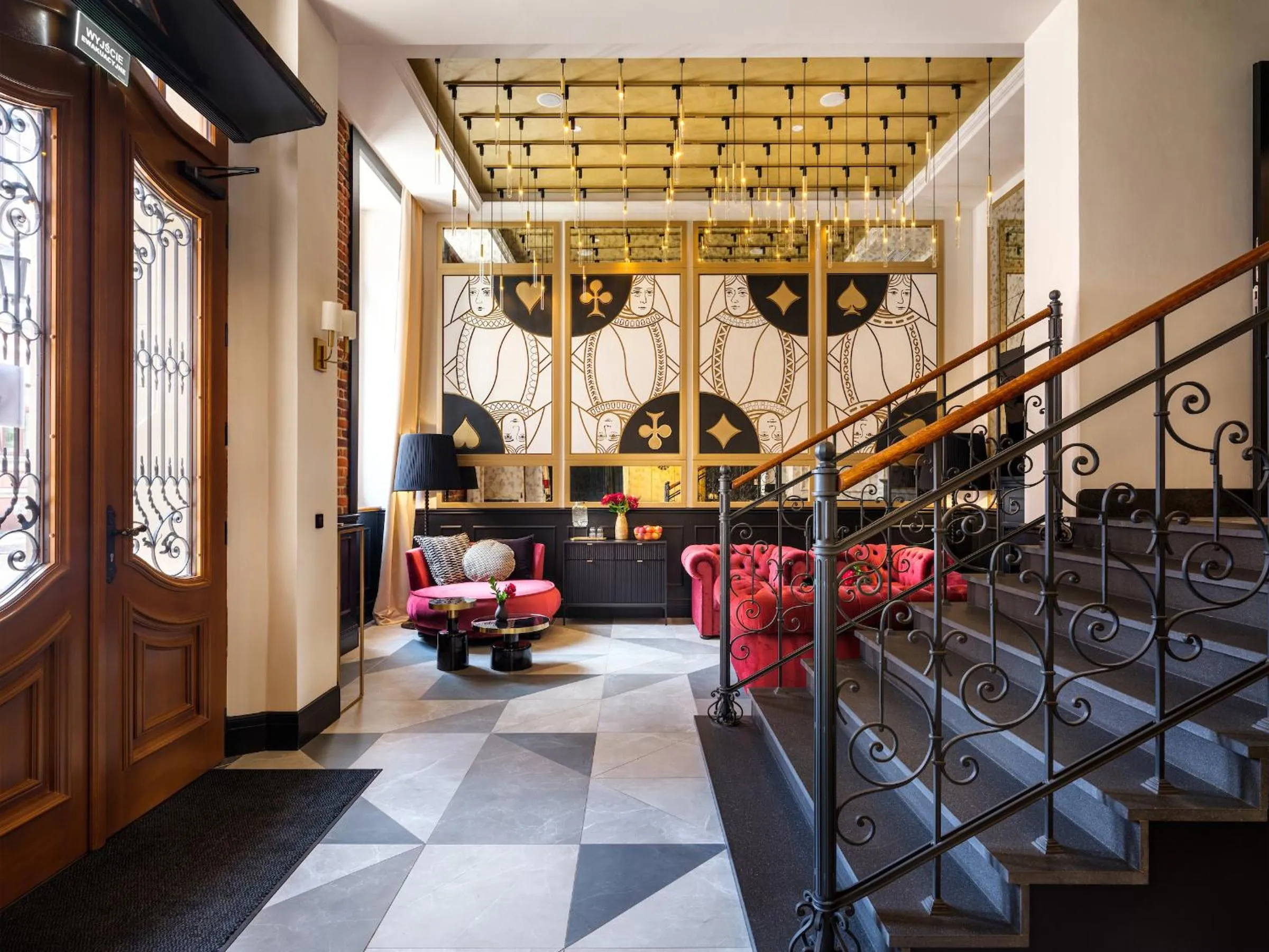 Lobby or reception in Hotel Golden Queen