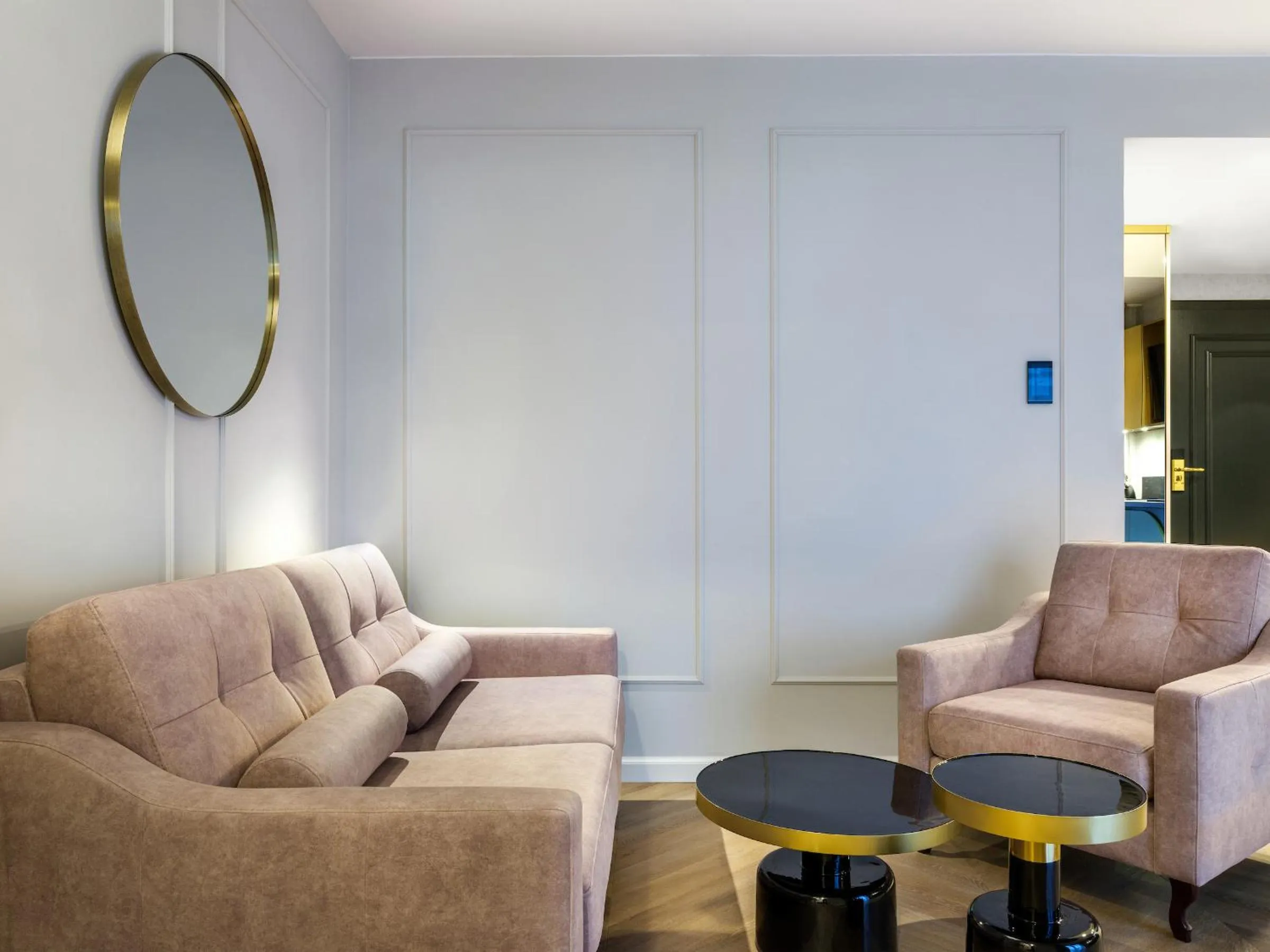 Living room in Hotel Golden Queen