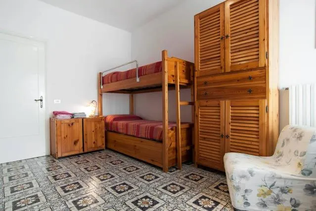 bunk bed in C'era una volta