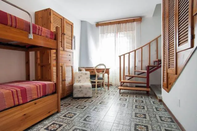 bunk bed in C'era una volta