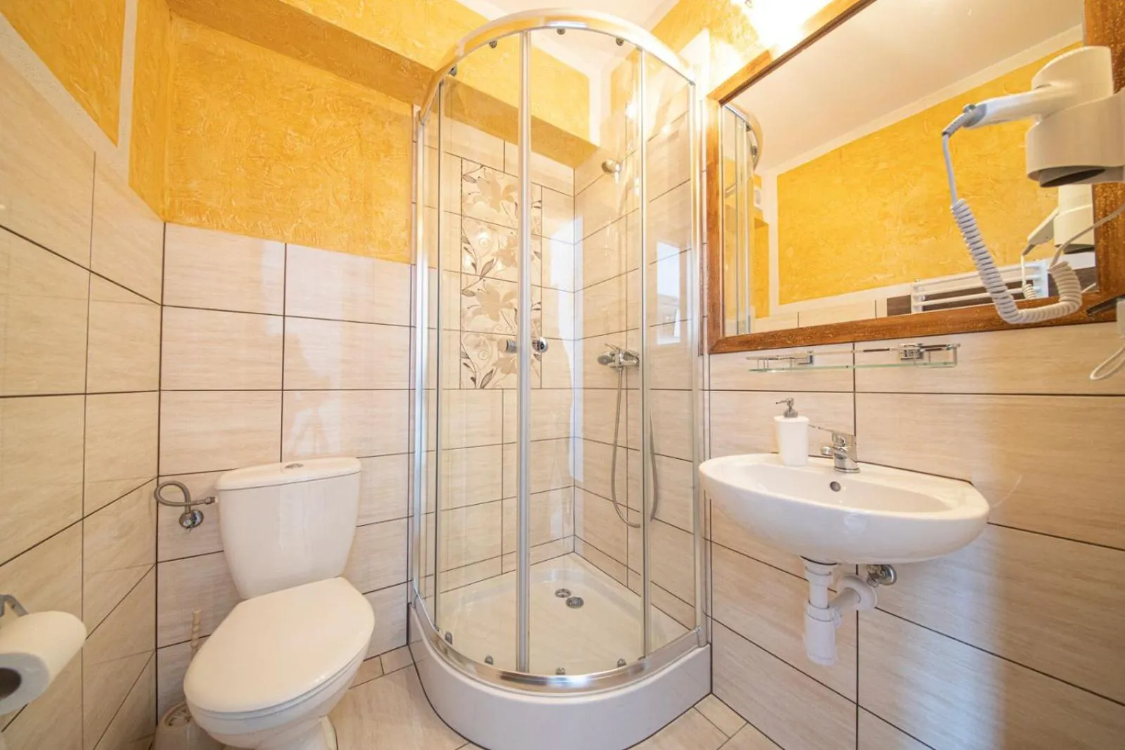 Bathroom in DW Maria 2