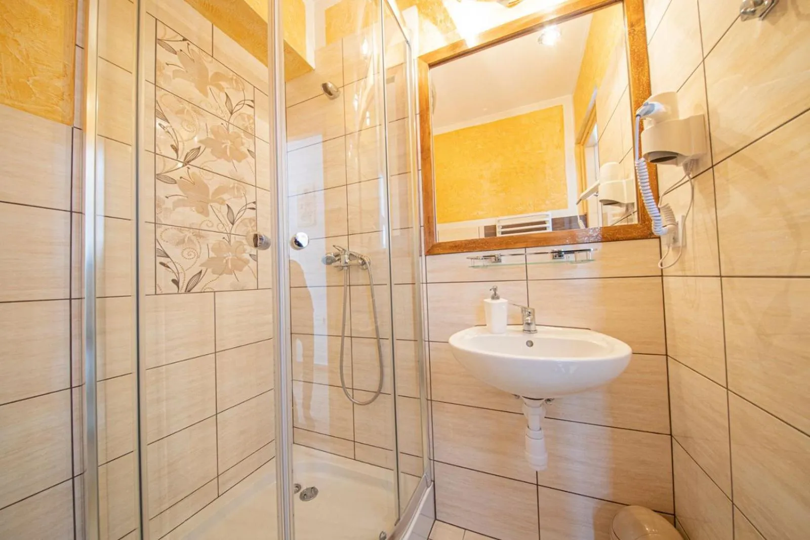 Bathroom in DW Maria 2