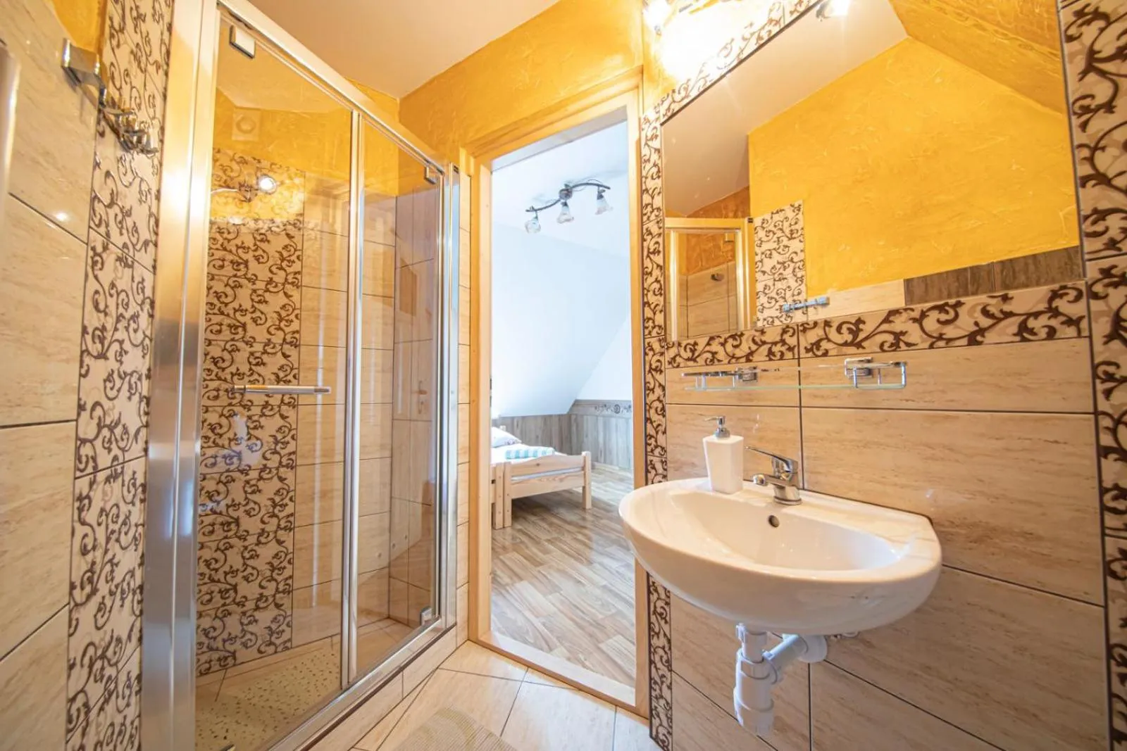 Bathroom in DW Maria 2