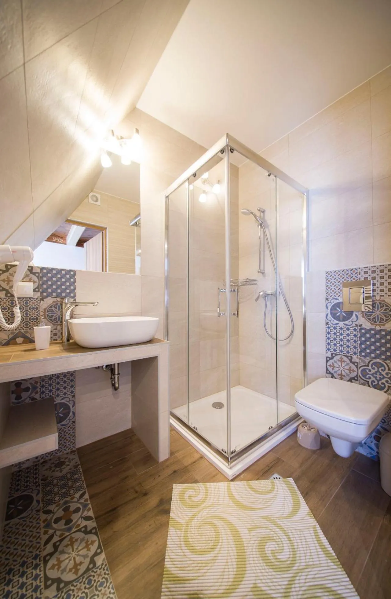 Bathroom in DW Maria 2