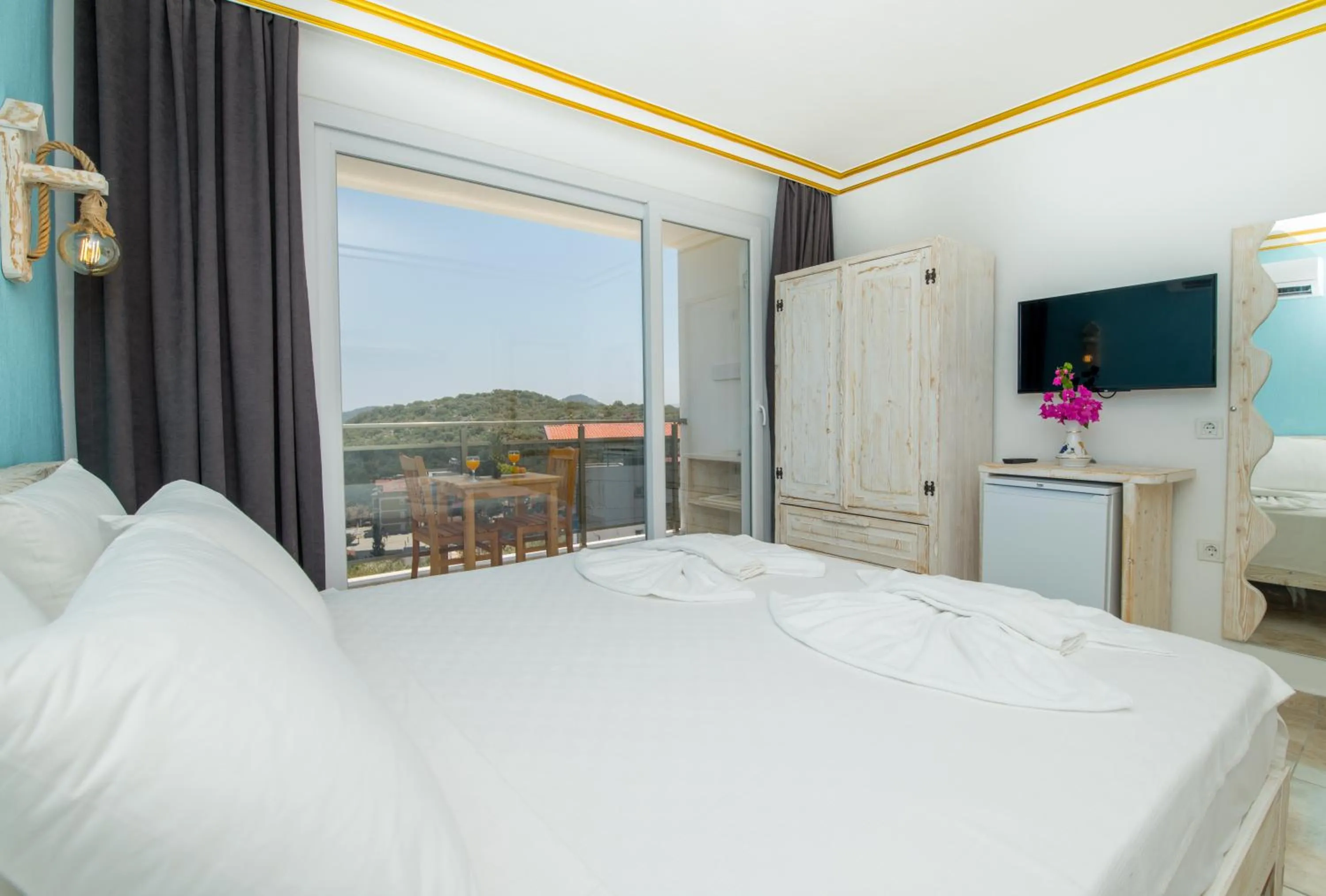 Photo of the whole room in Kaş Sun Glare Hotel